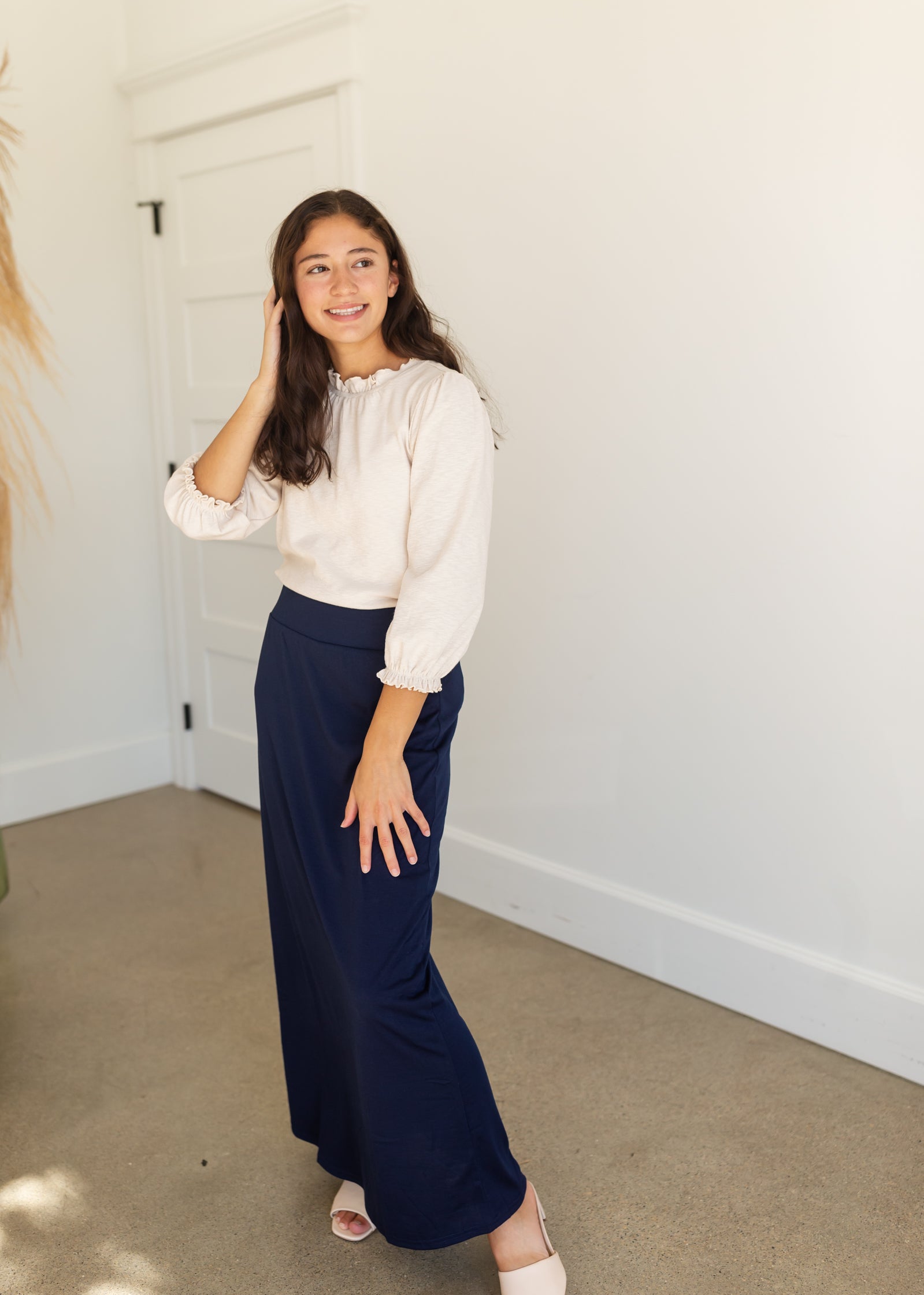 Redirect Clarise Navy Premium Knit Maxi Skirt Inherit Co 9757