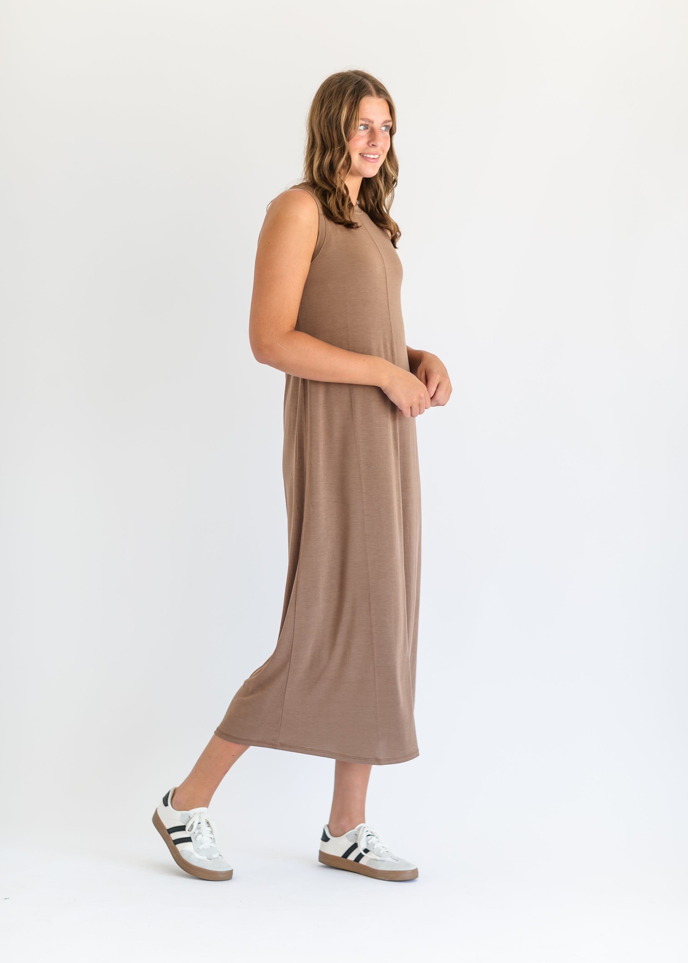 Sleeveless t shirt maxi dress online