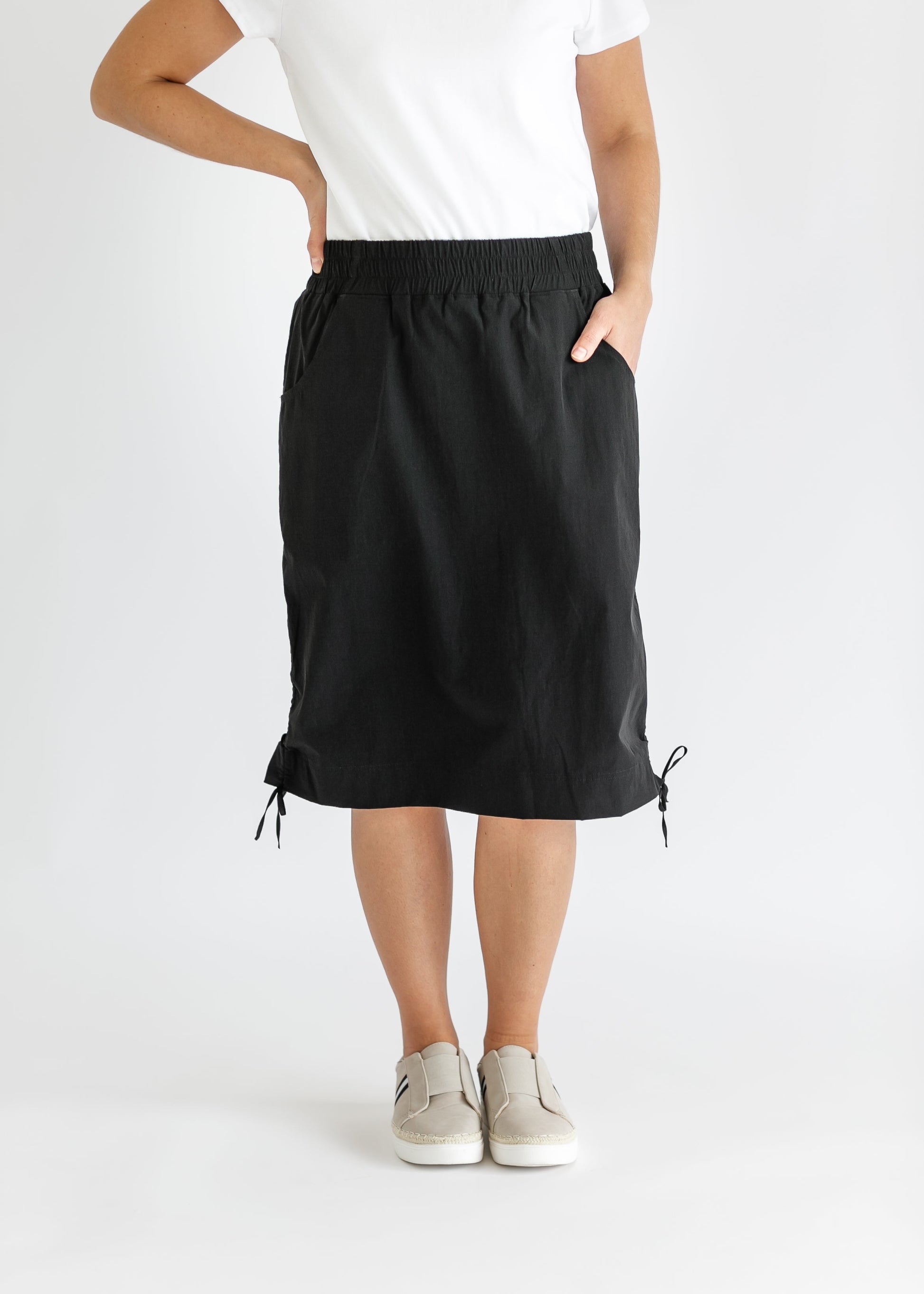 Andie Hiking Midi Skirt IC Skirts