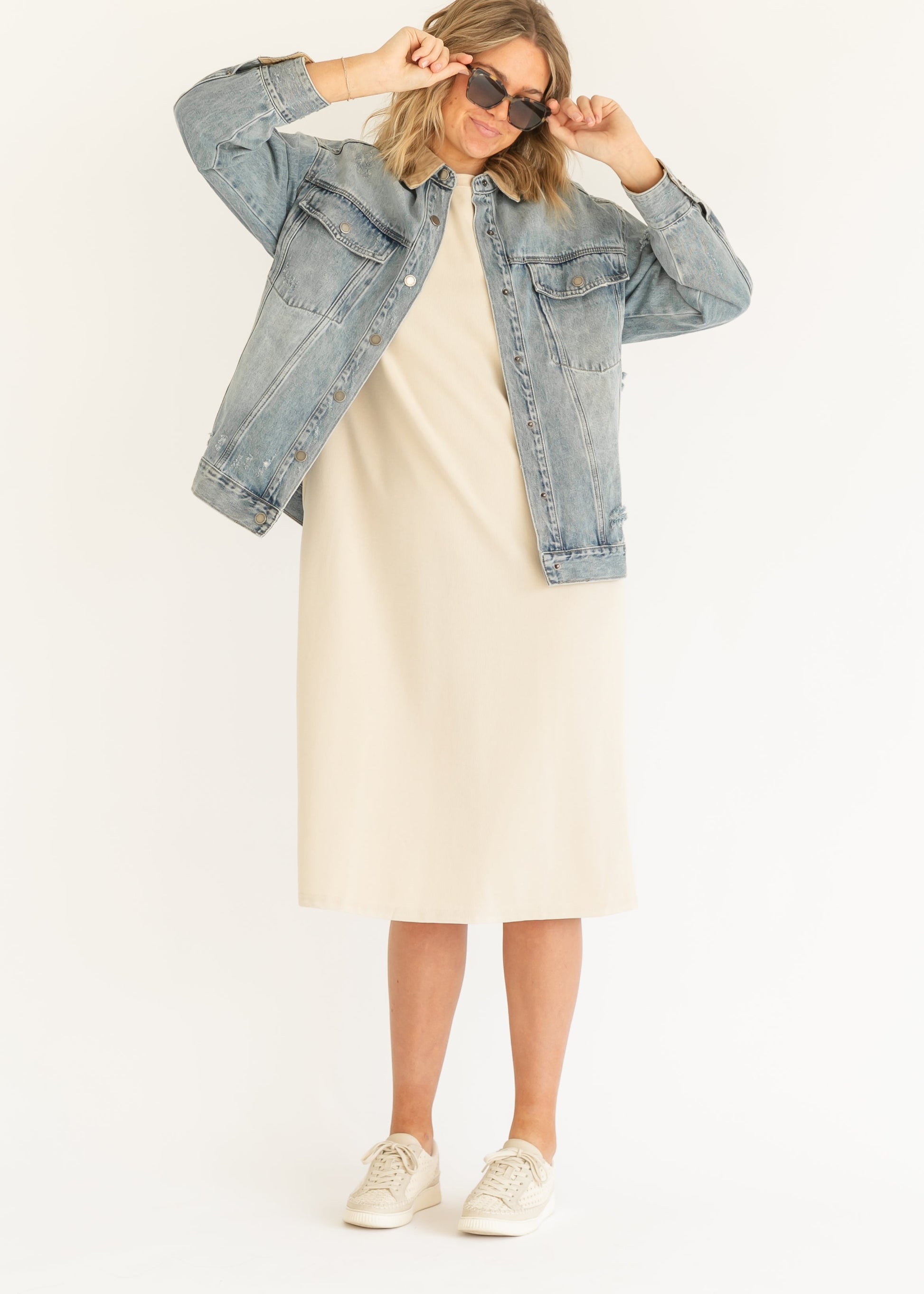 Andra Contrast Collar Distressed Denim Jacket FF Tops