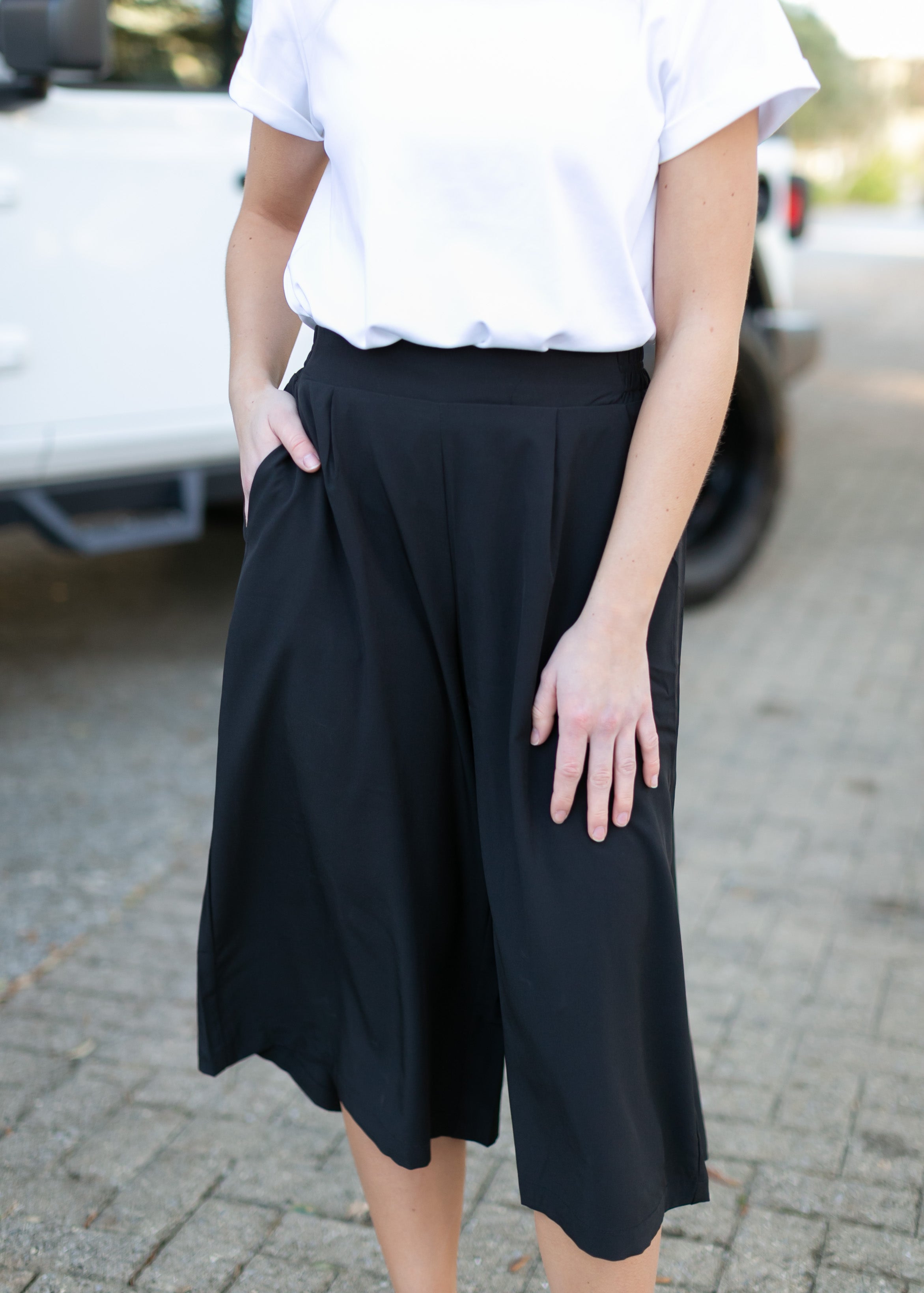 Gaucho hotsell split skirt