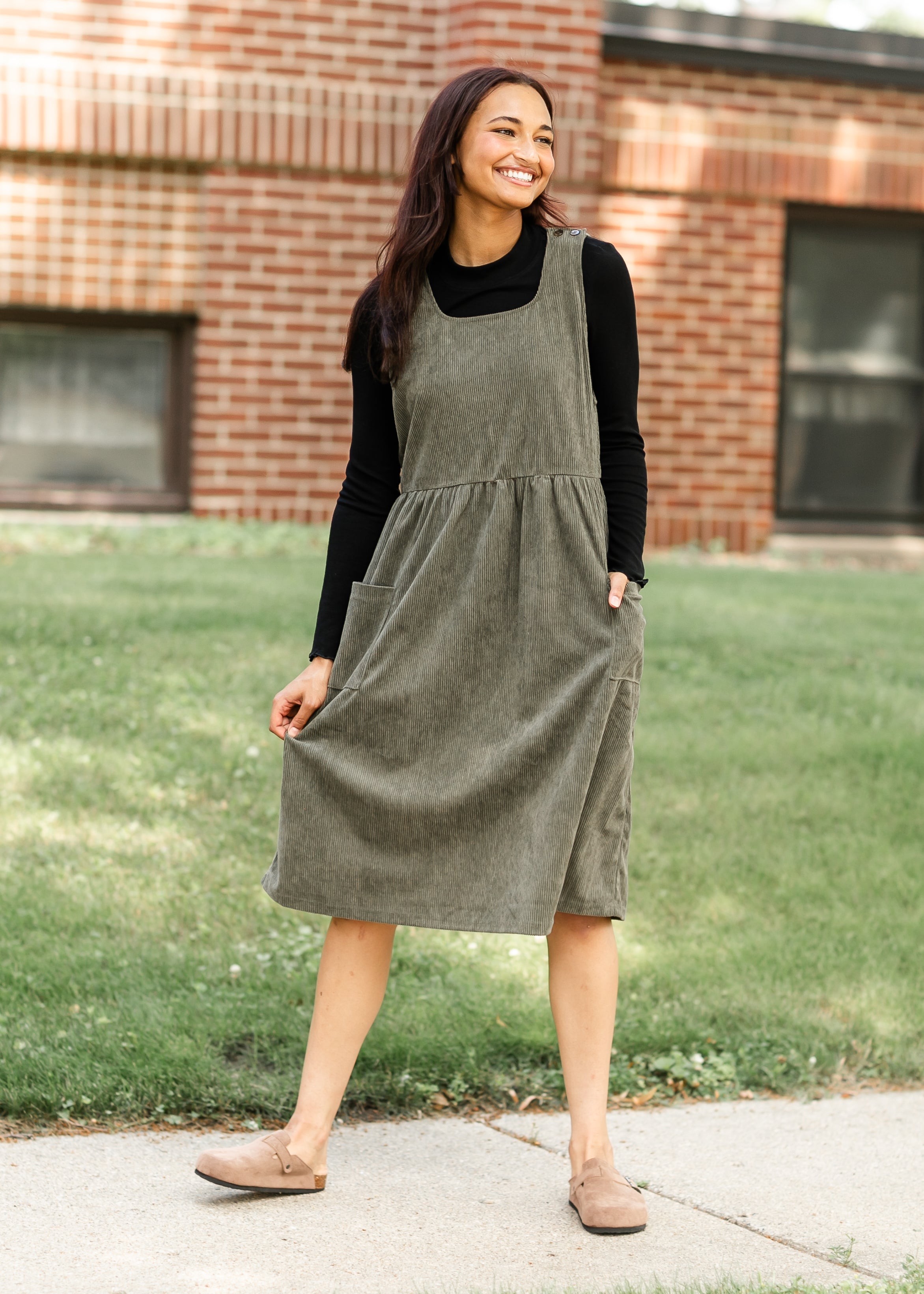 Green jumper fashion dress