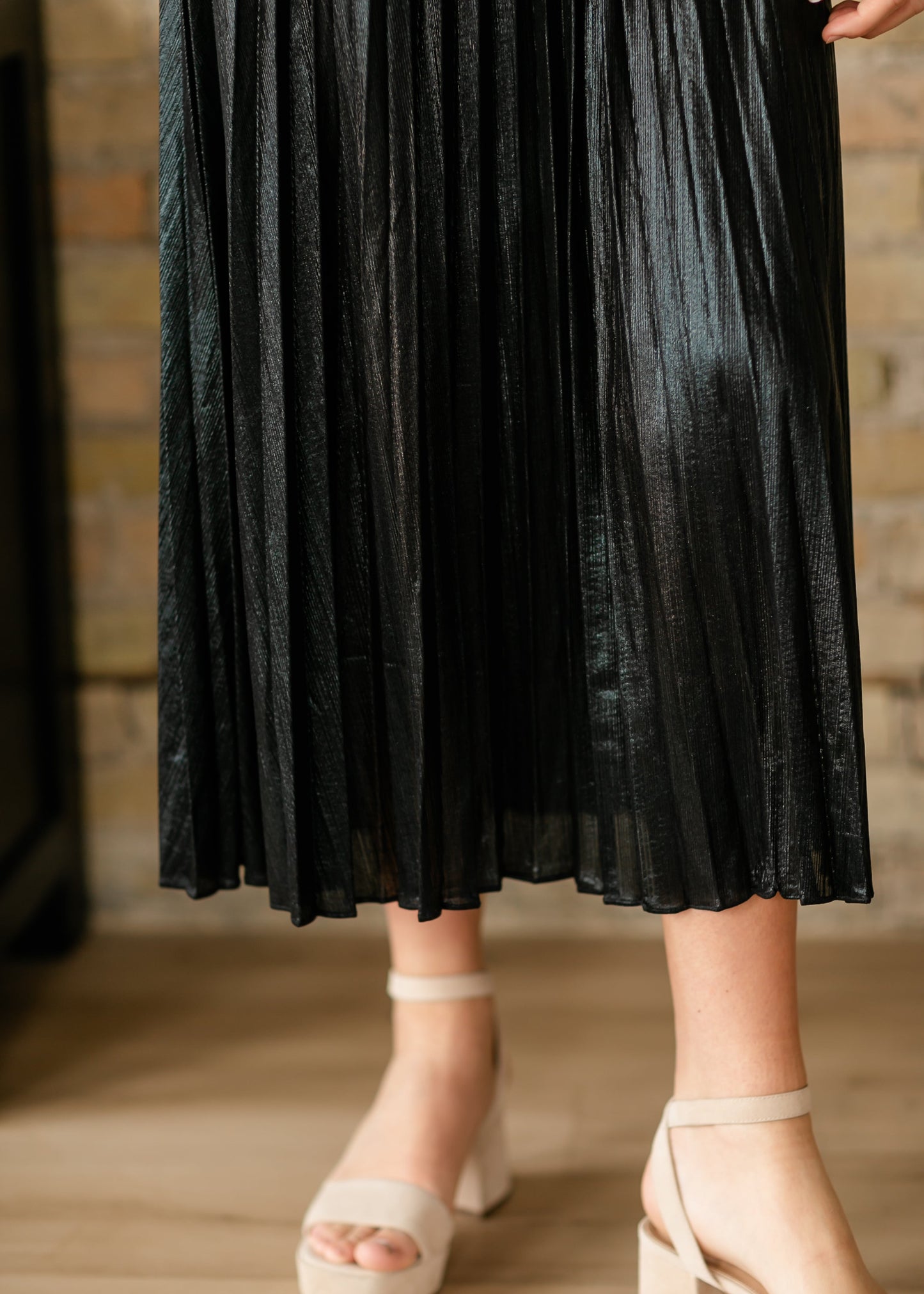 Enora Black Shimmer Pleated Skirt FF Skirts