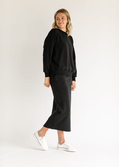 Essential Sweatshirt Skirt Set IC Tops