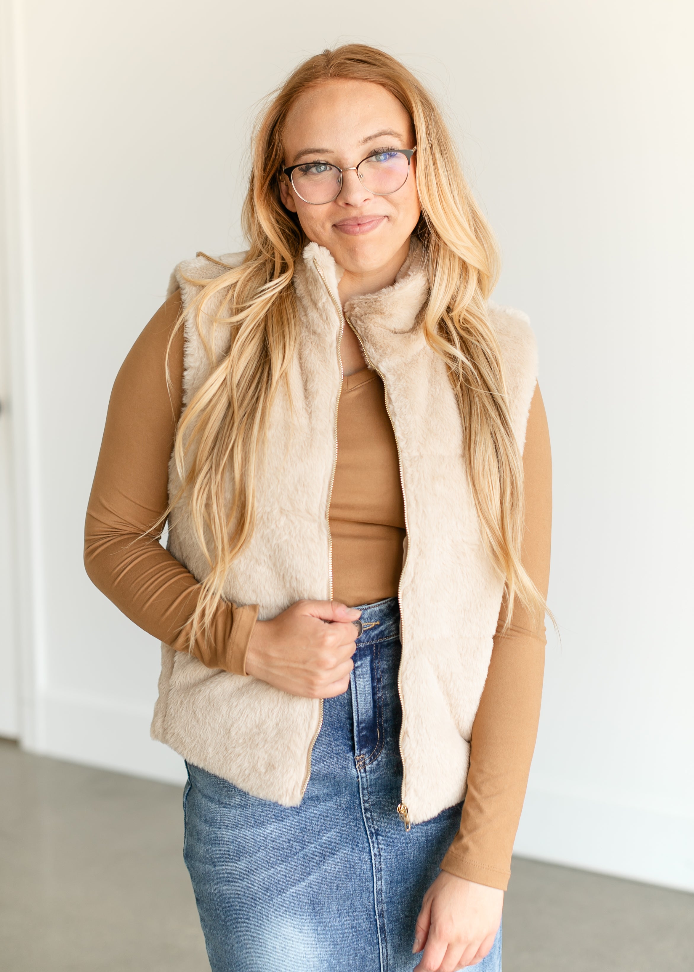 Faux Fur Full Zip Puffer Vest – Inherit Co.