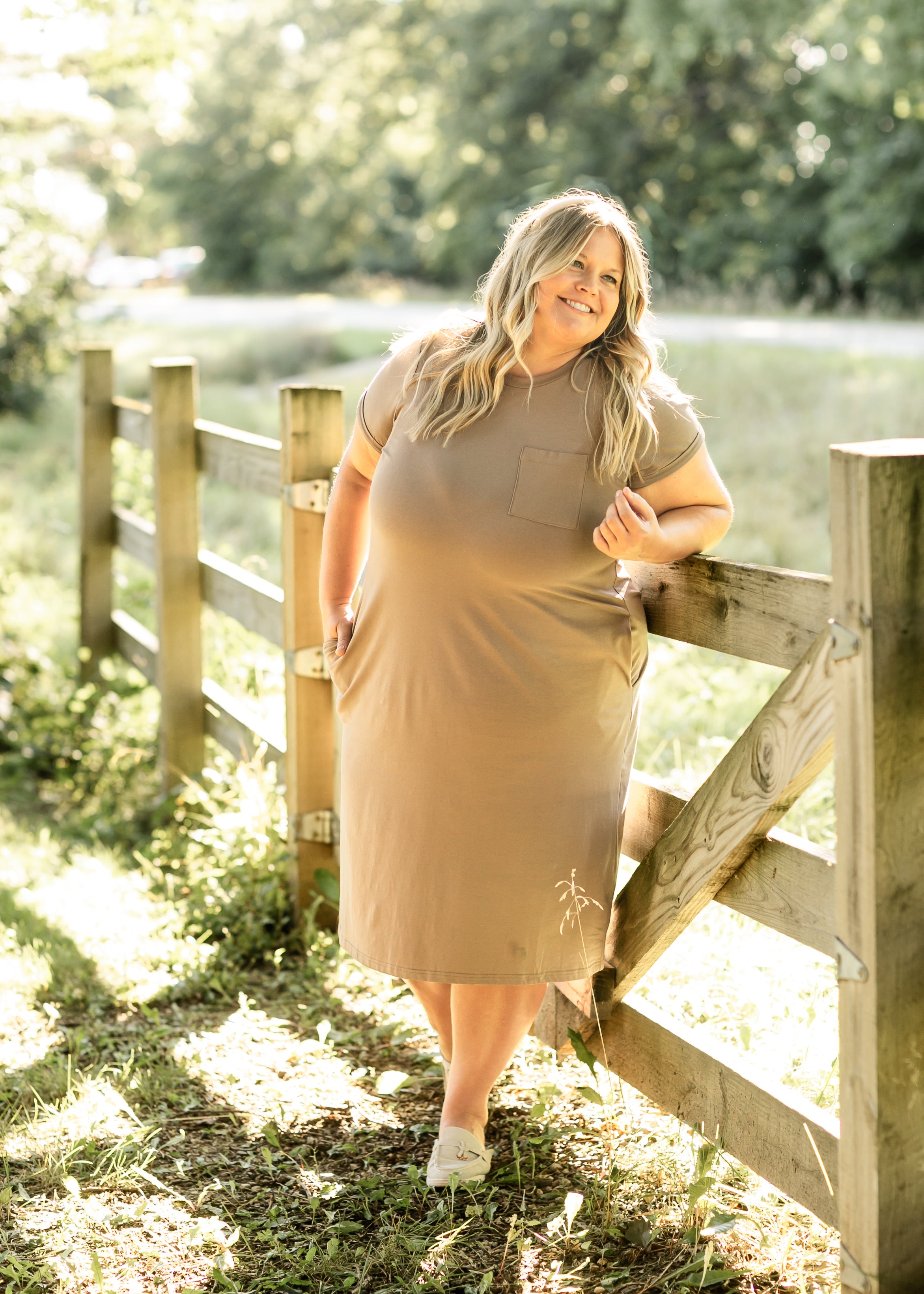 Modest dresses plus size best sale