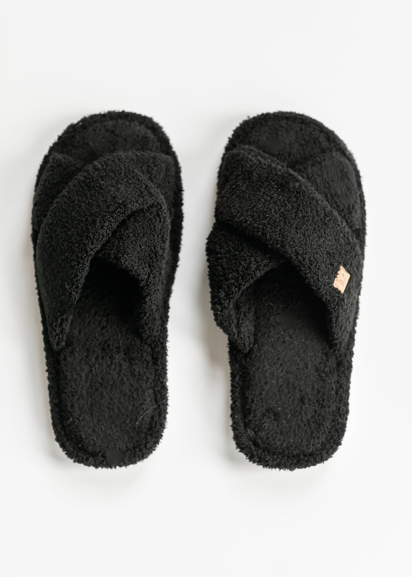 Fuzzy Criss Cross Slipper Shoes Black / S/M