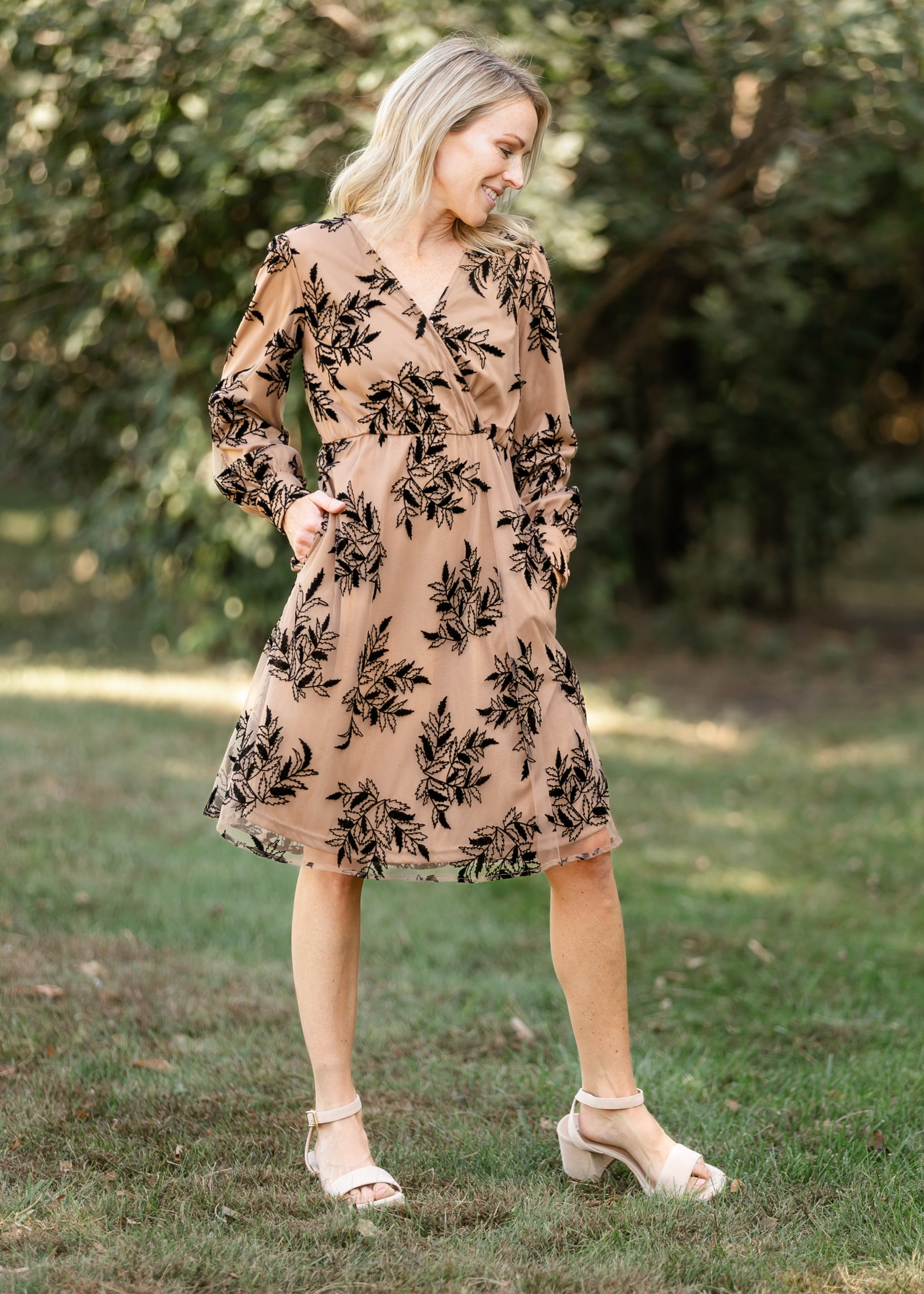 Long Sleeve Velvet Floral Print Midi Dress FF Dresses