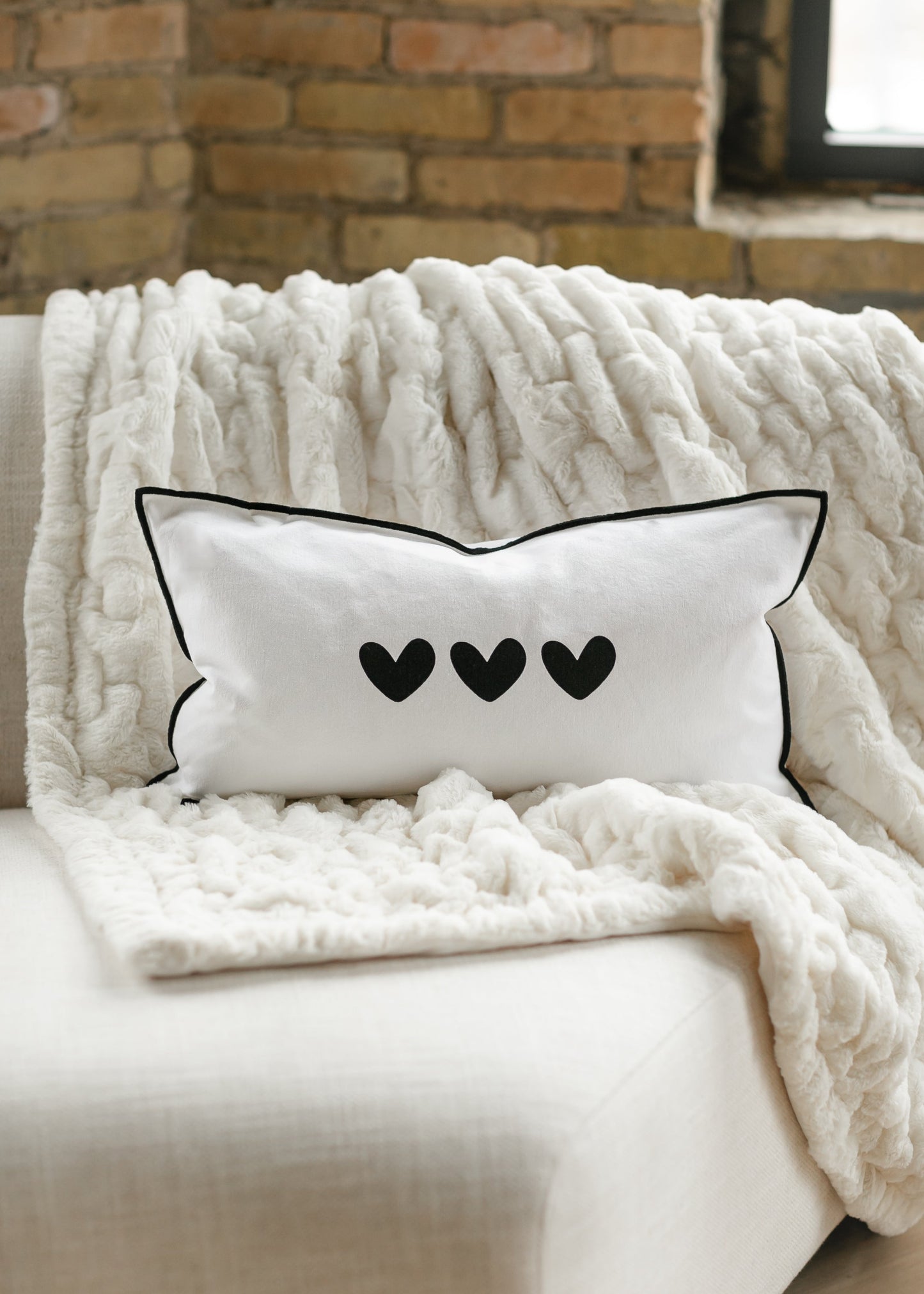 Lumbar Black Hearts Pillow Case Gifts