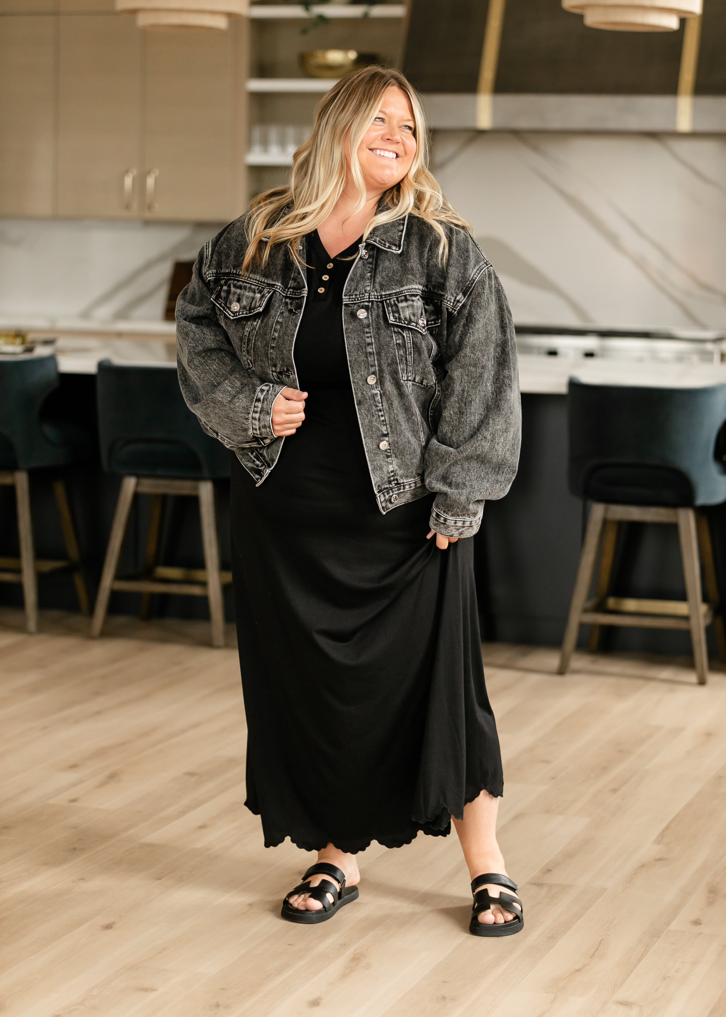 Fashion black button down maxi dress