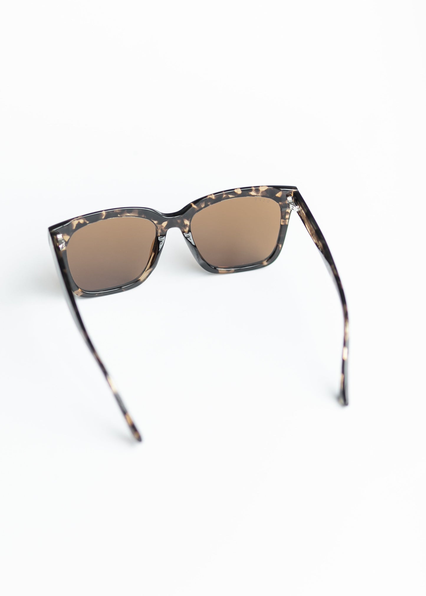 Meredith Espresso Tortoise Polarized Sunglasses Accessories