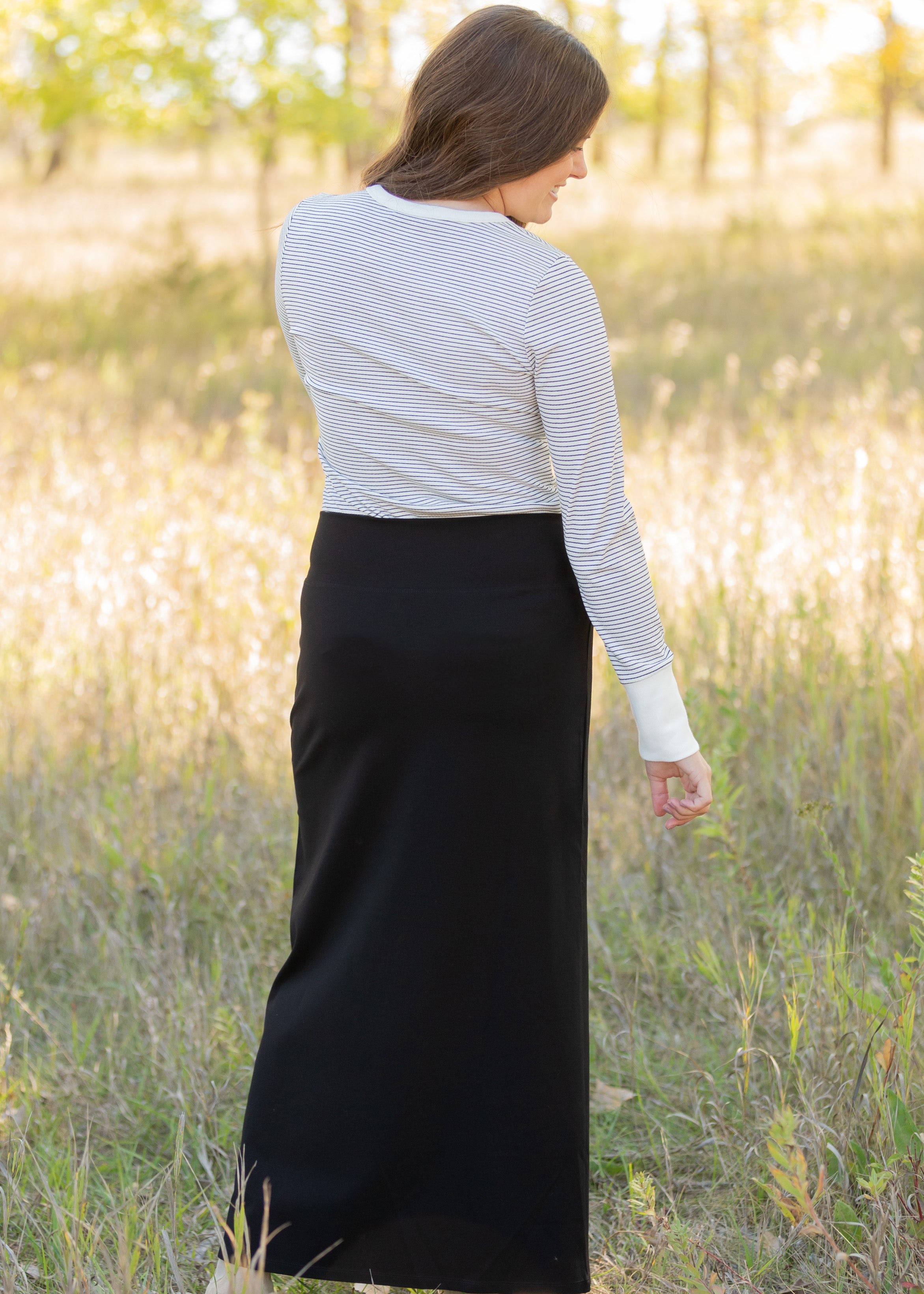 Black maxi skirt on sale modest