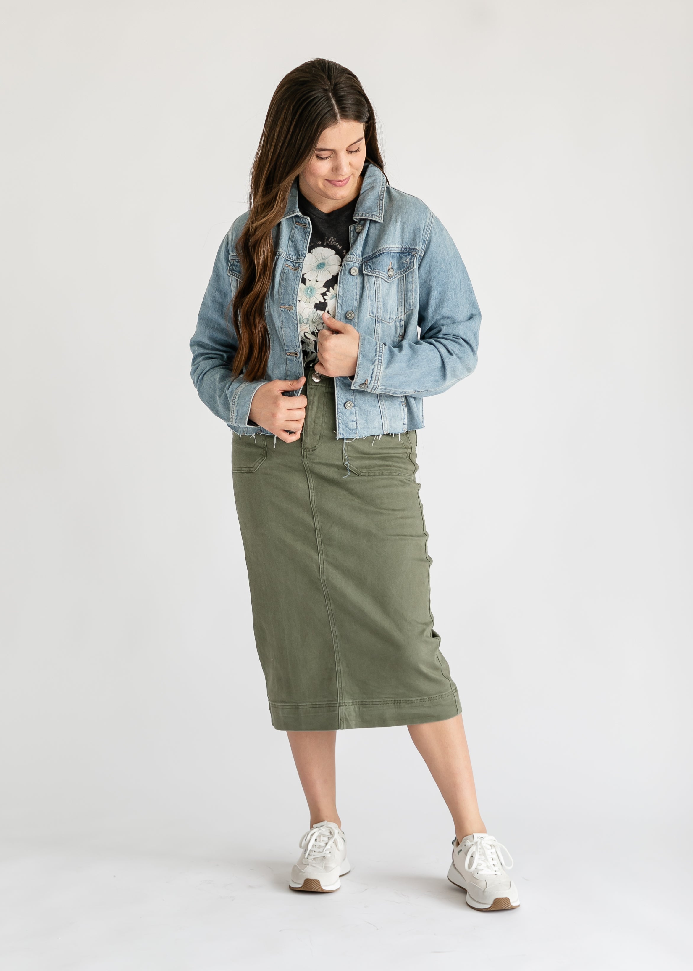 Longline denim jacket on sale outfit