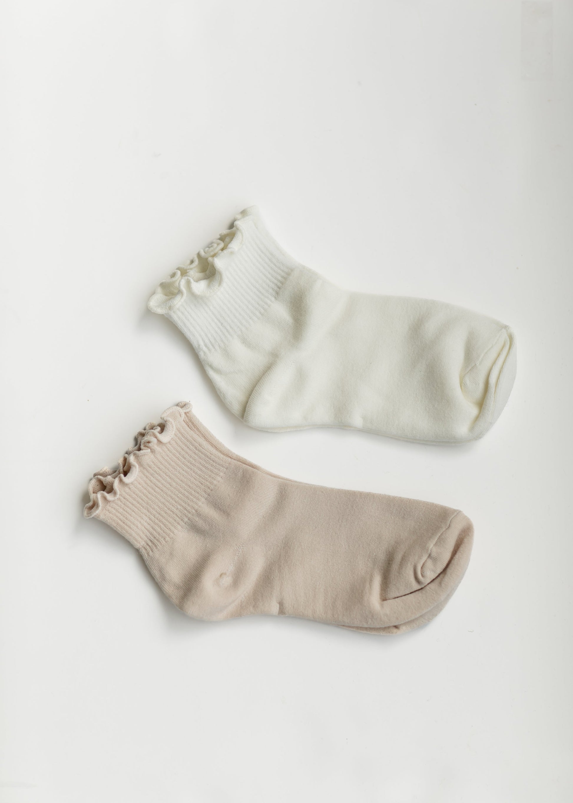 Ruffle Solid Color Ankle Socks Accessories