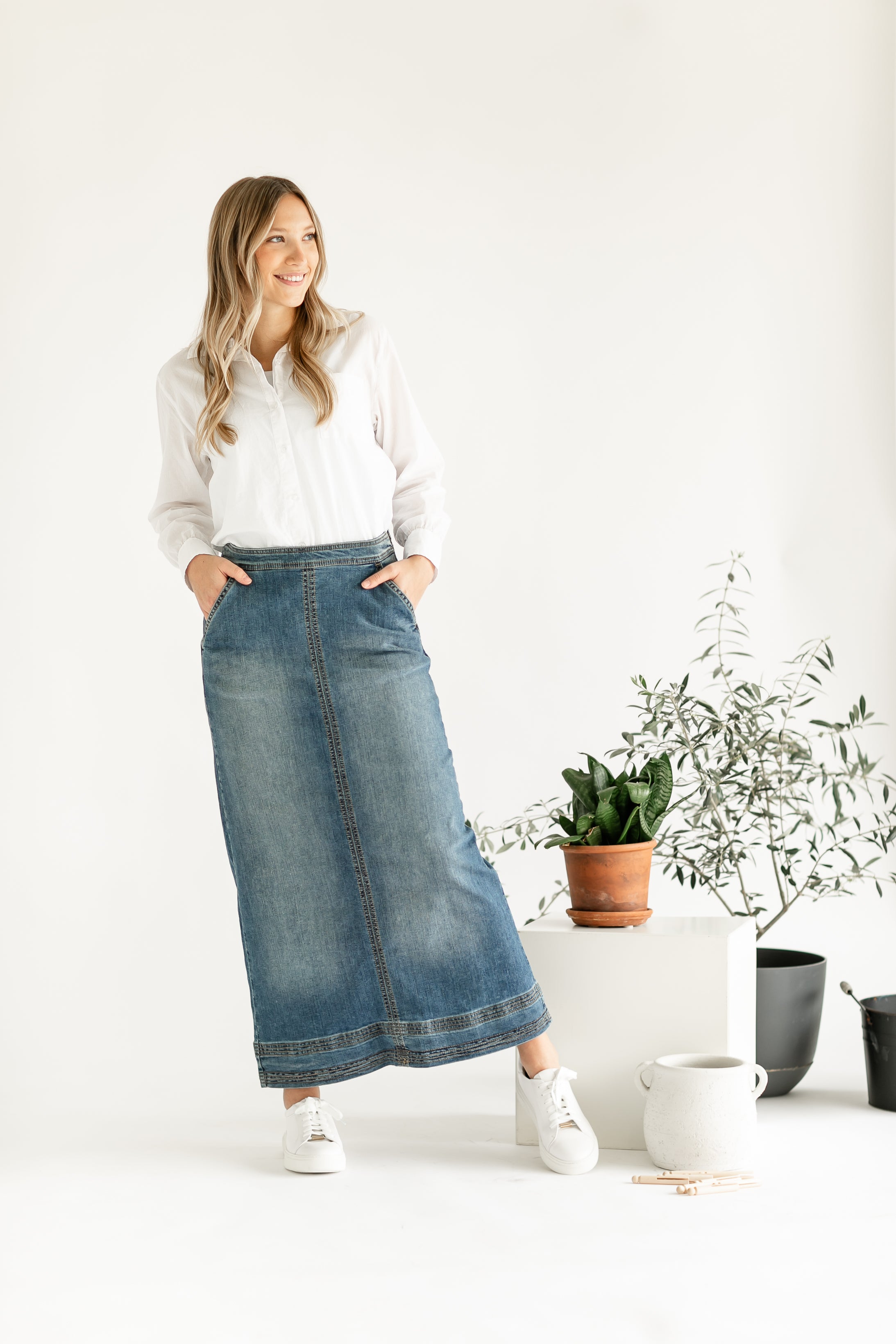 Sutton Side Zip A-line Denim Maxi Skirt – Inherit Co.