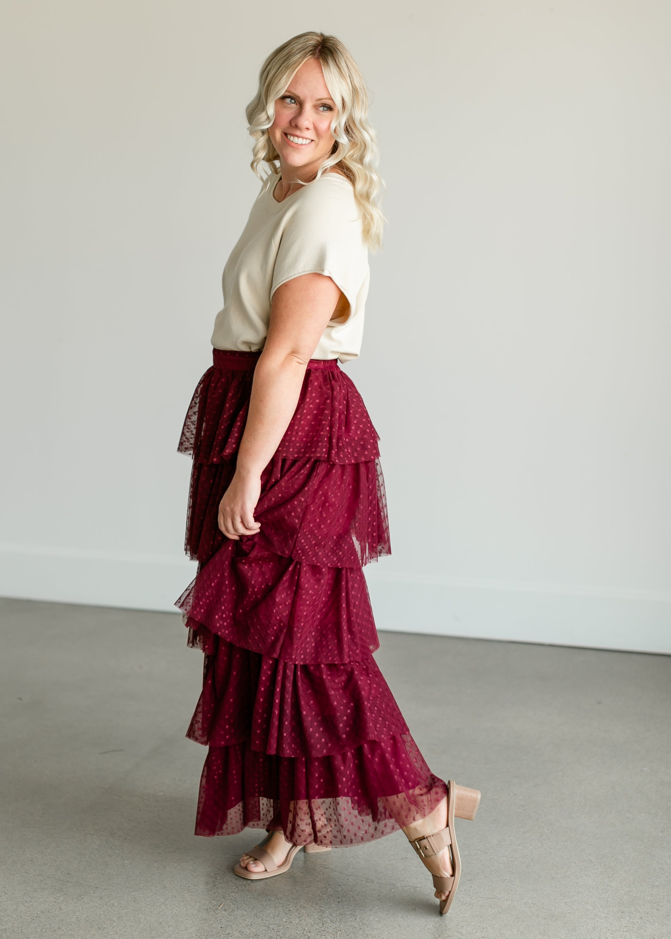 Tulle maxi hotsell skirt burgundy