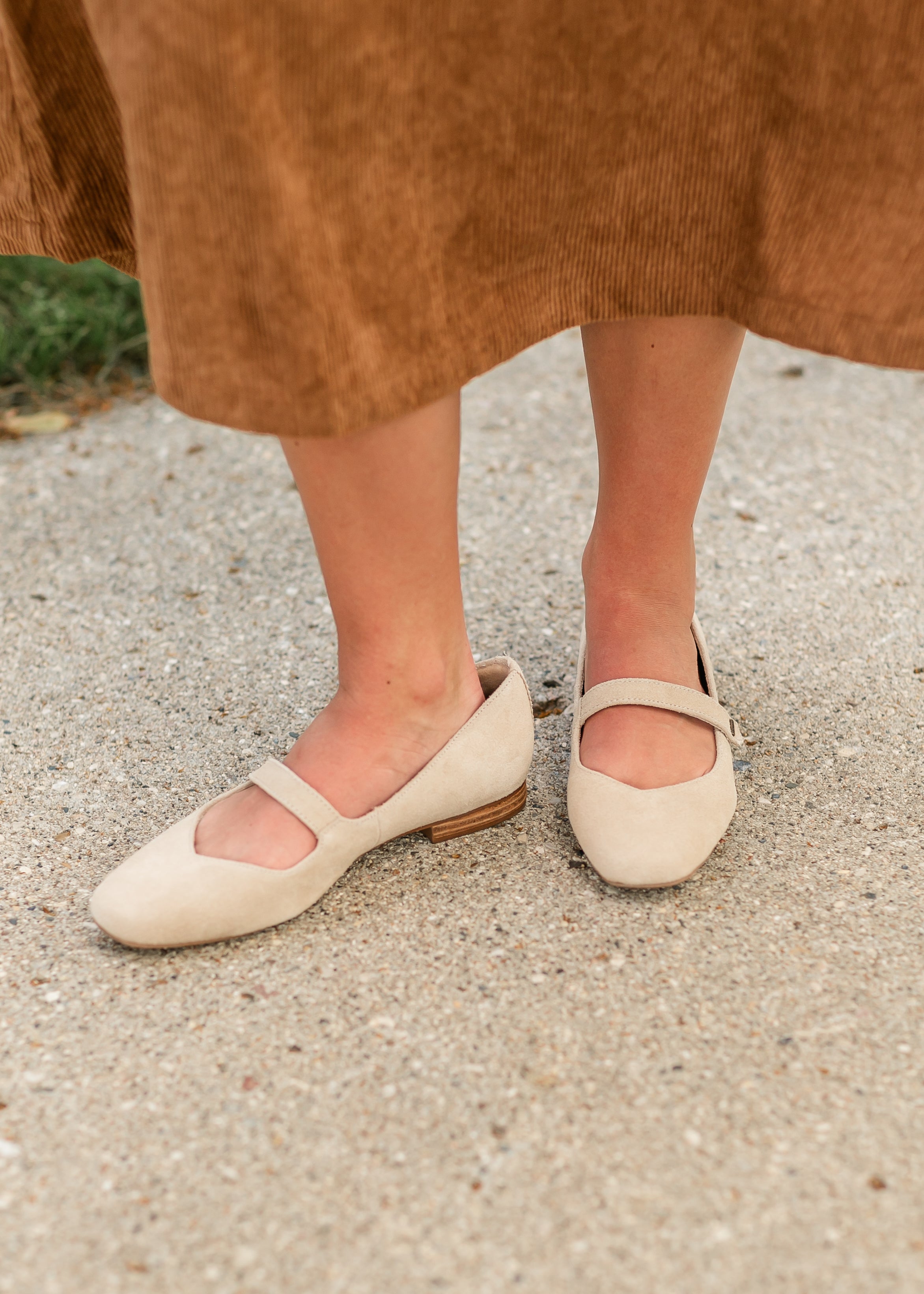 Shops toms vegan ballet flats