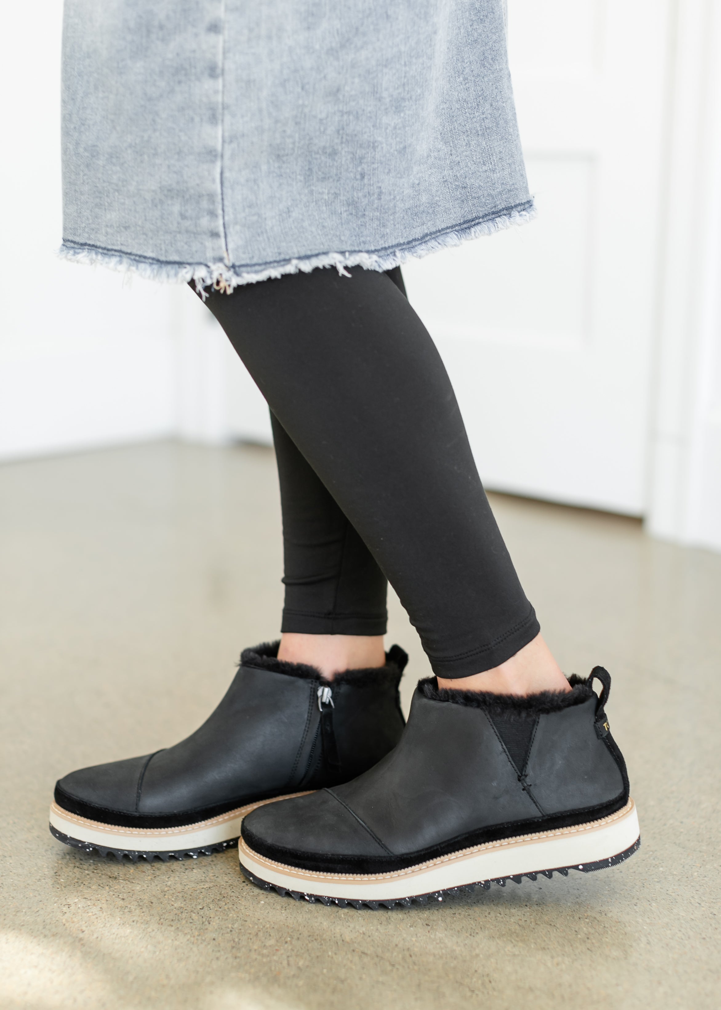 Toms fleece lined clearance booties