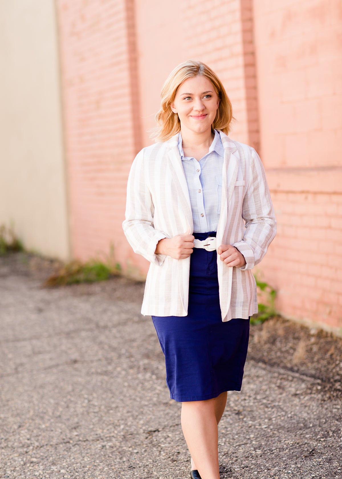 Vertical striped sales blazer outfit