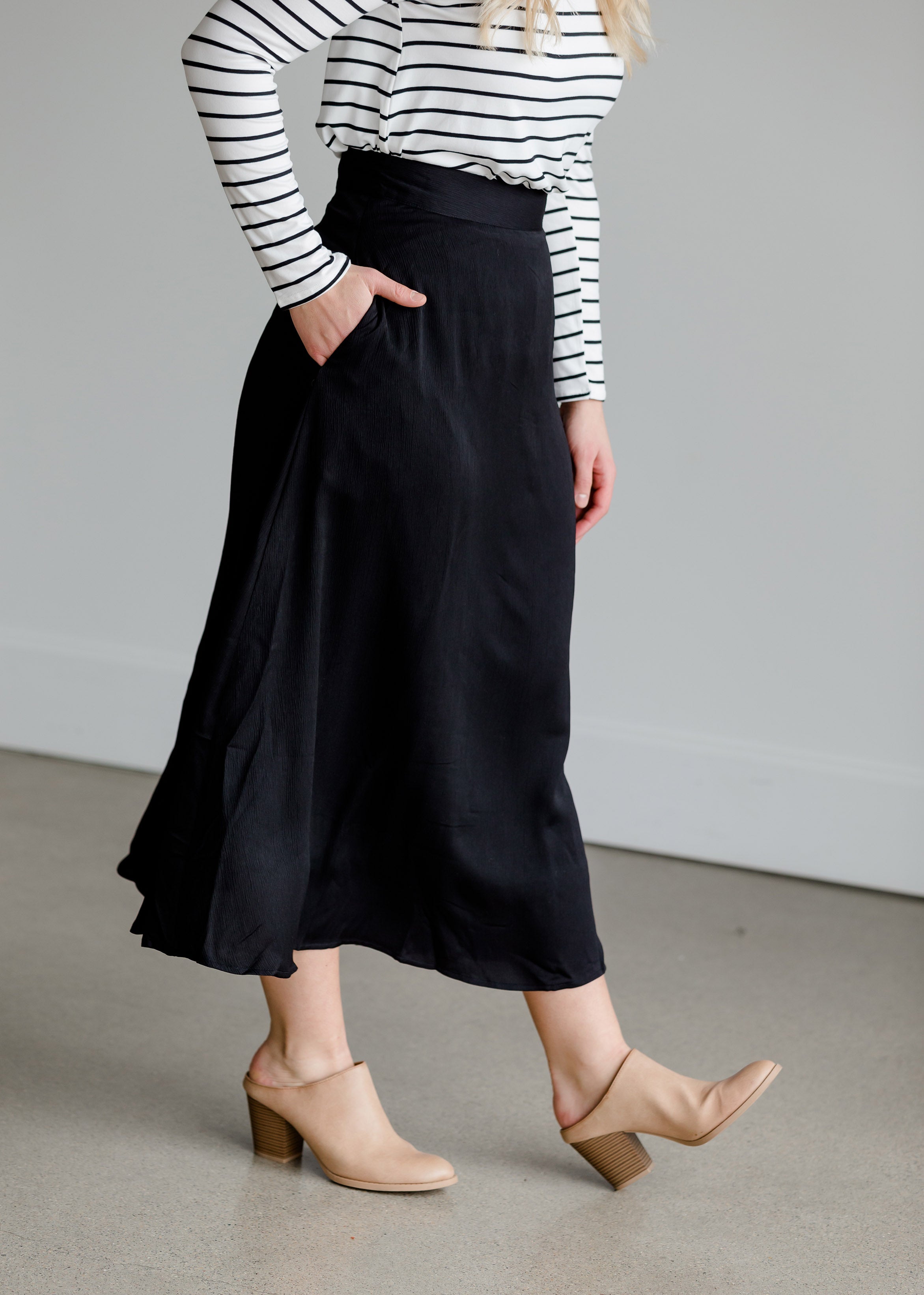 Black midi hotsell skirt sale