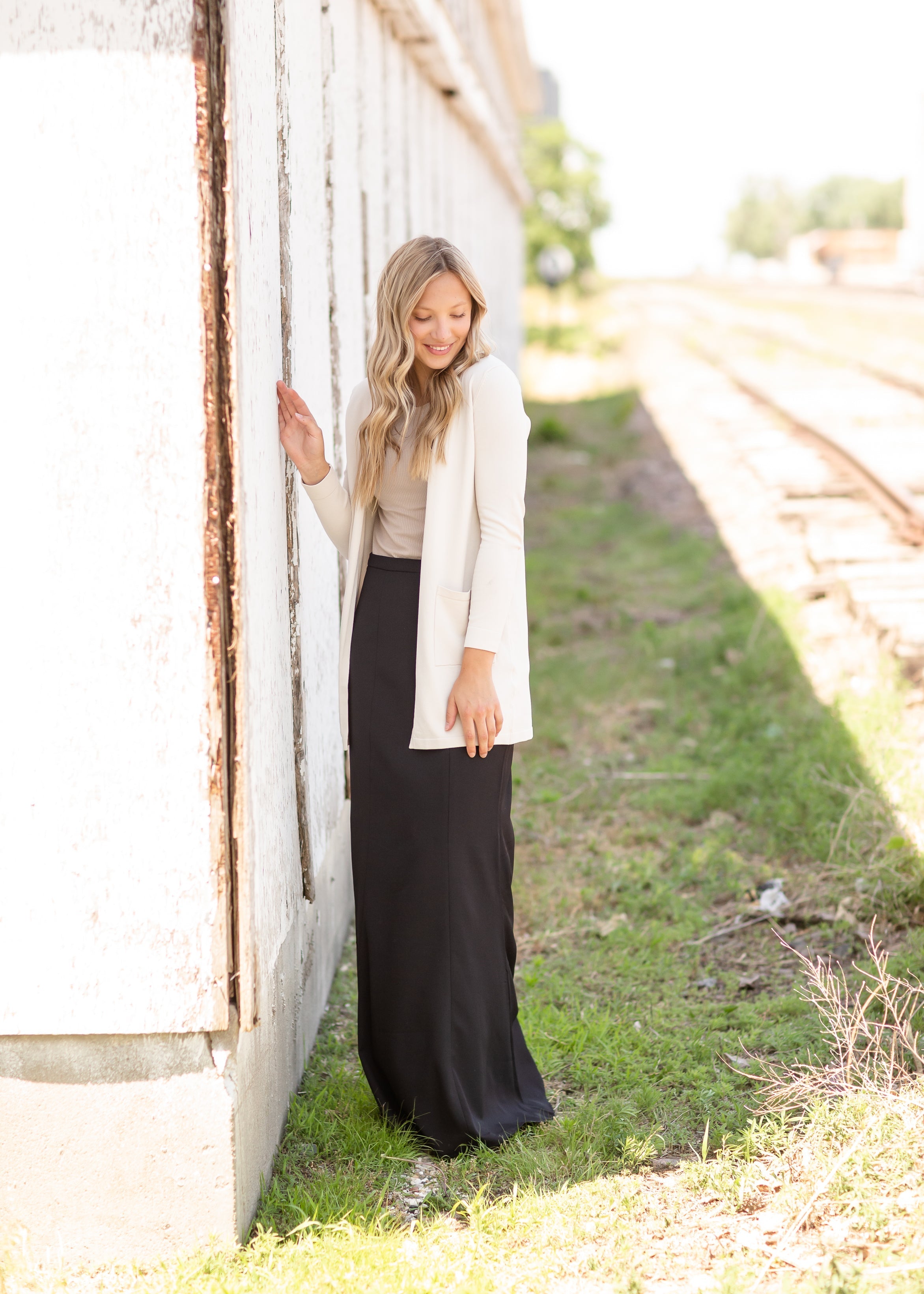 Long dress with outlet skirt