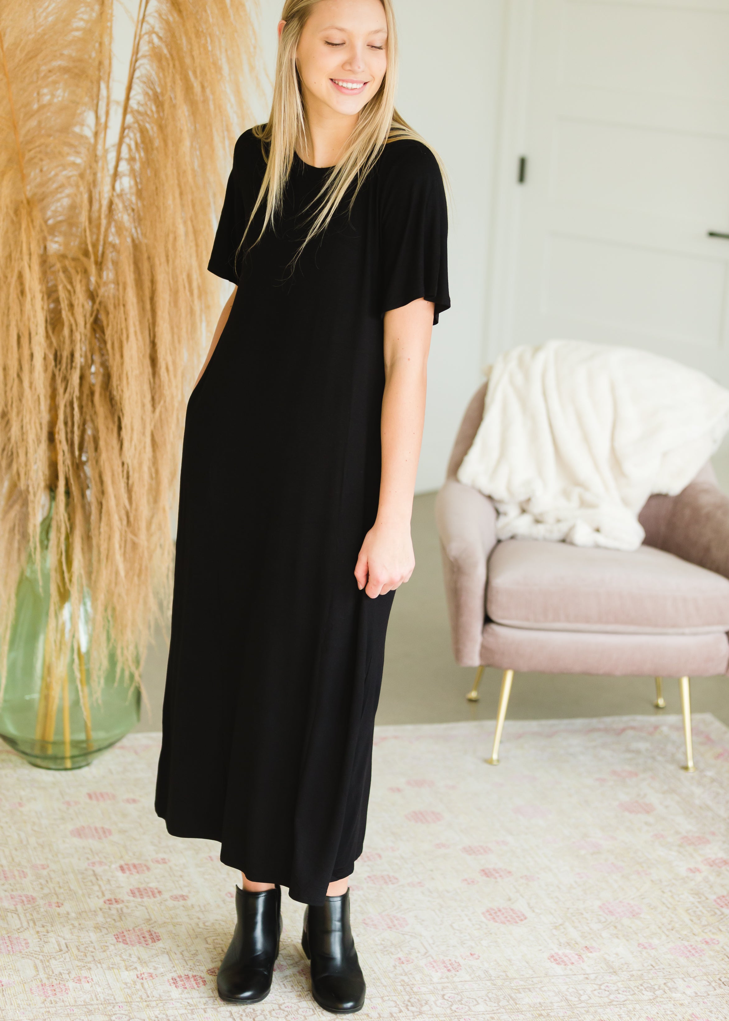 FLUTTER SLEEVE MAXI DRESS (FINAL SALE)