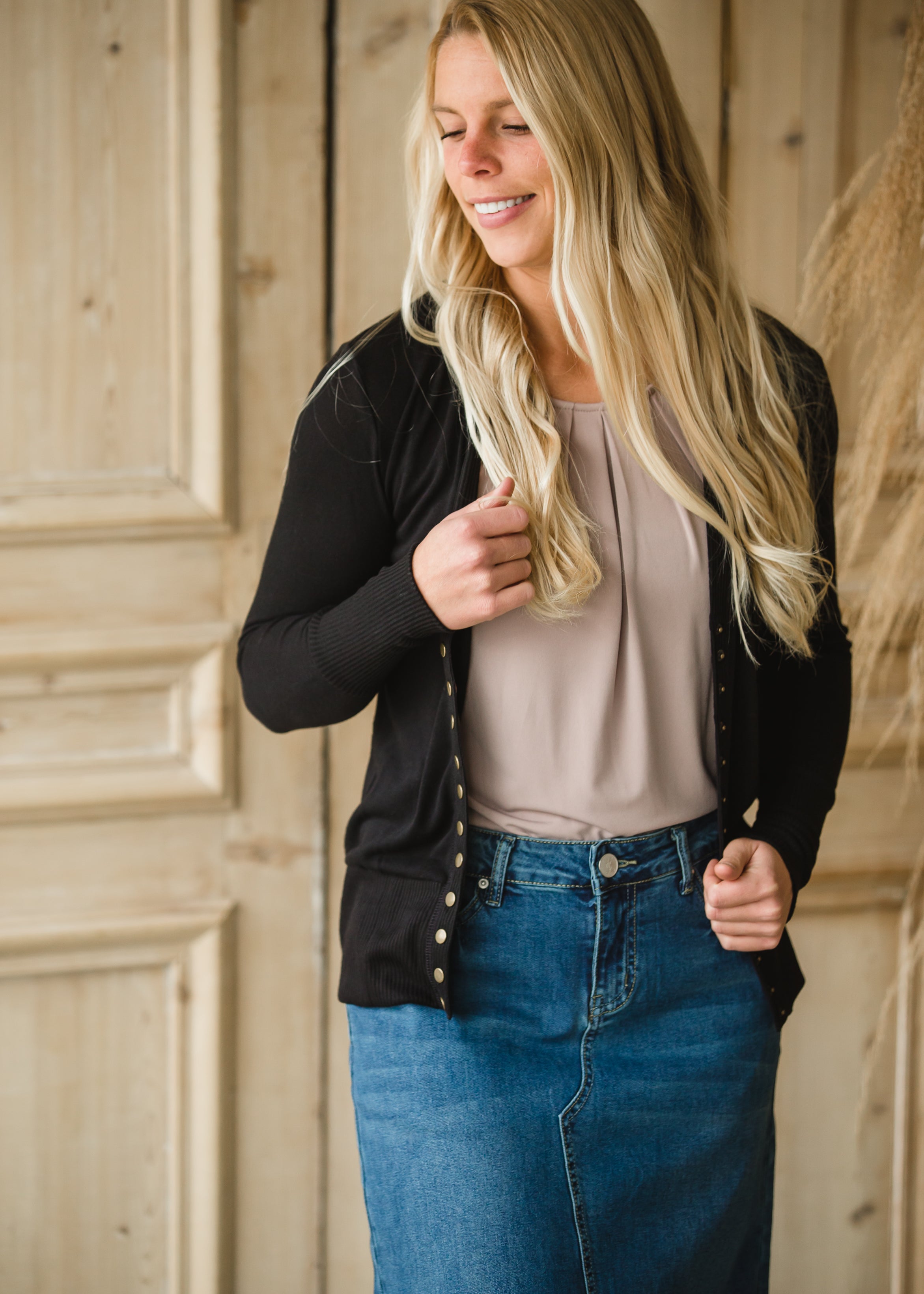 Black snap button clearance cardigan