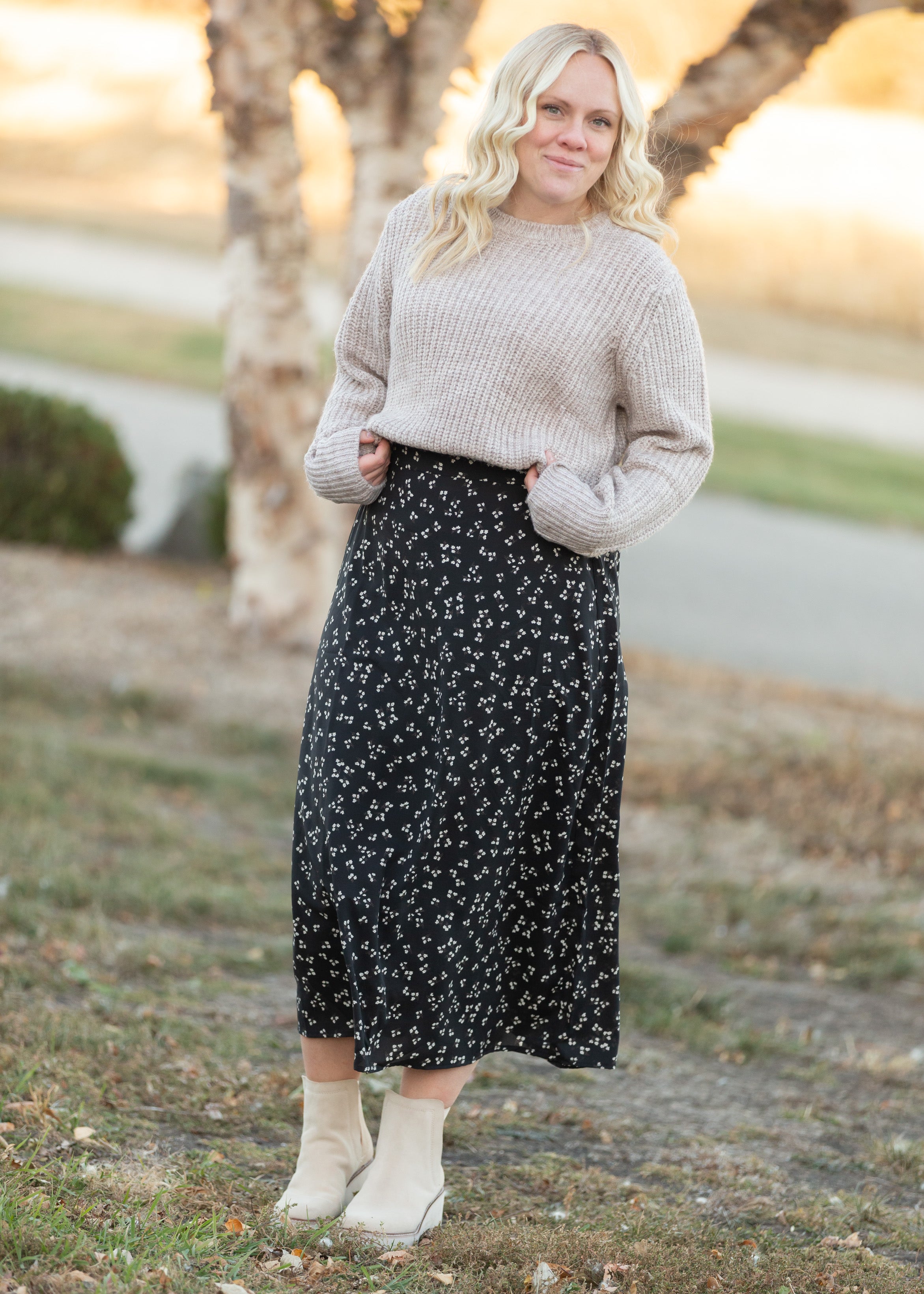 Floral midi shop skirt on sale