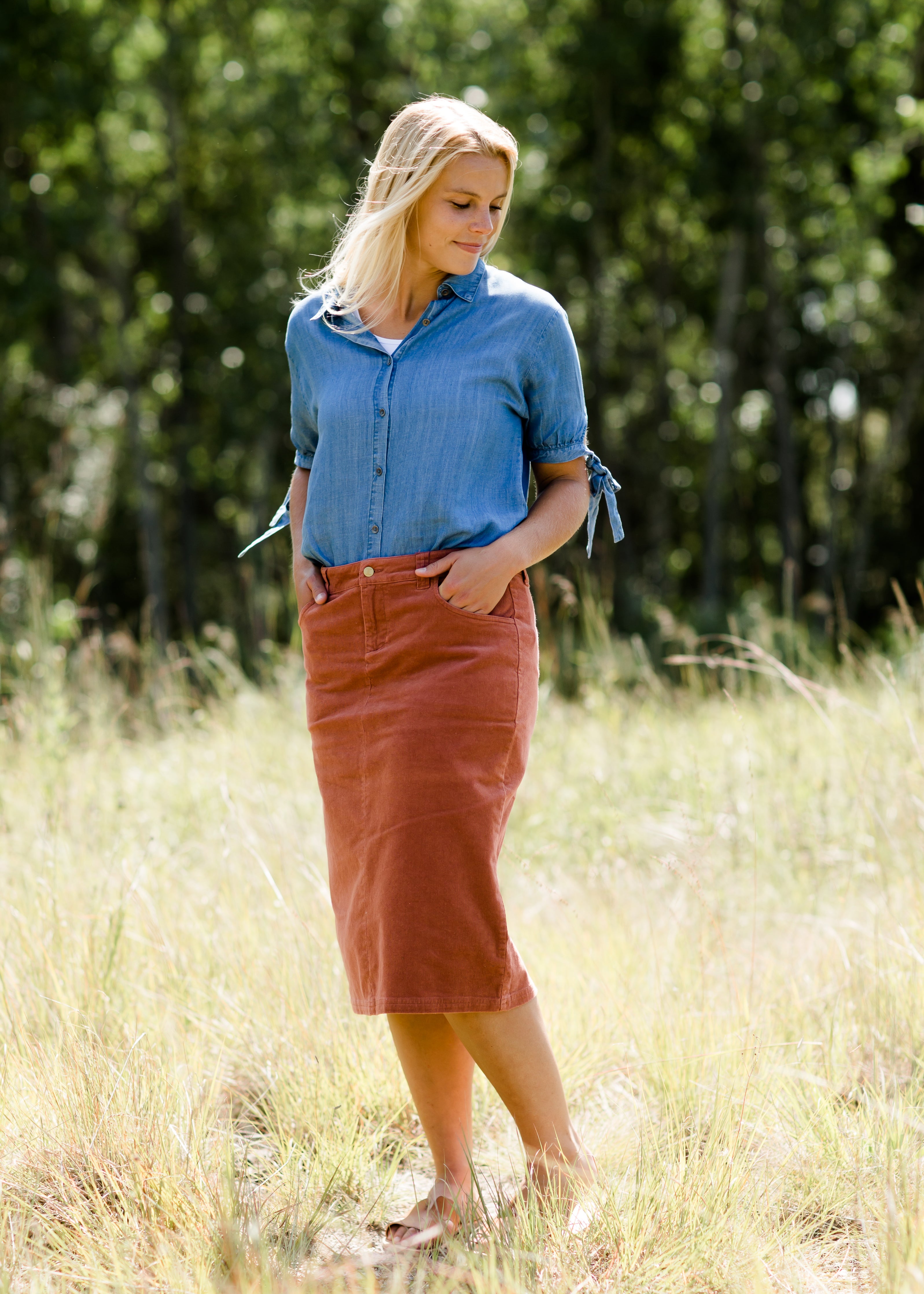 Modest sale corduroy skirt