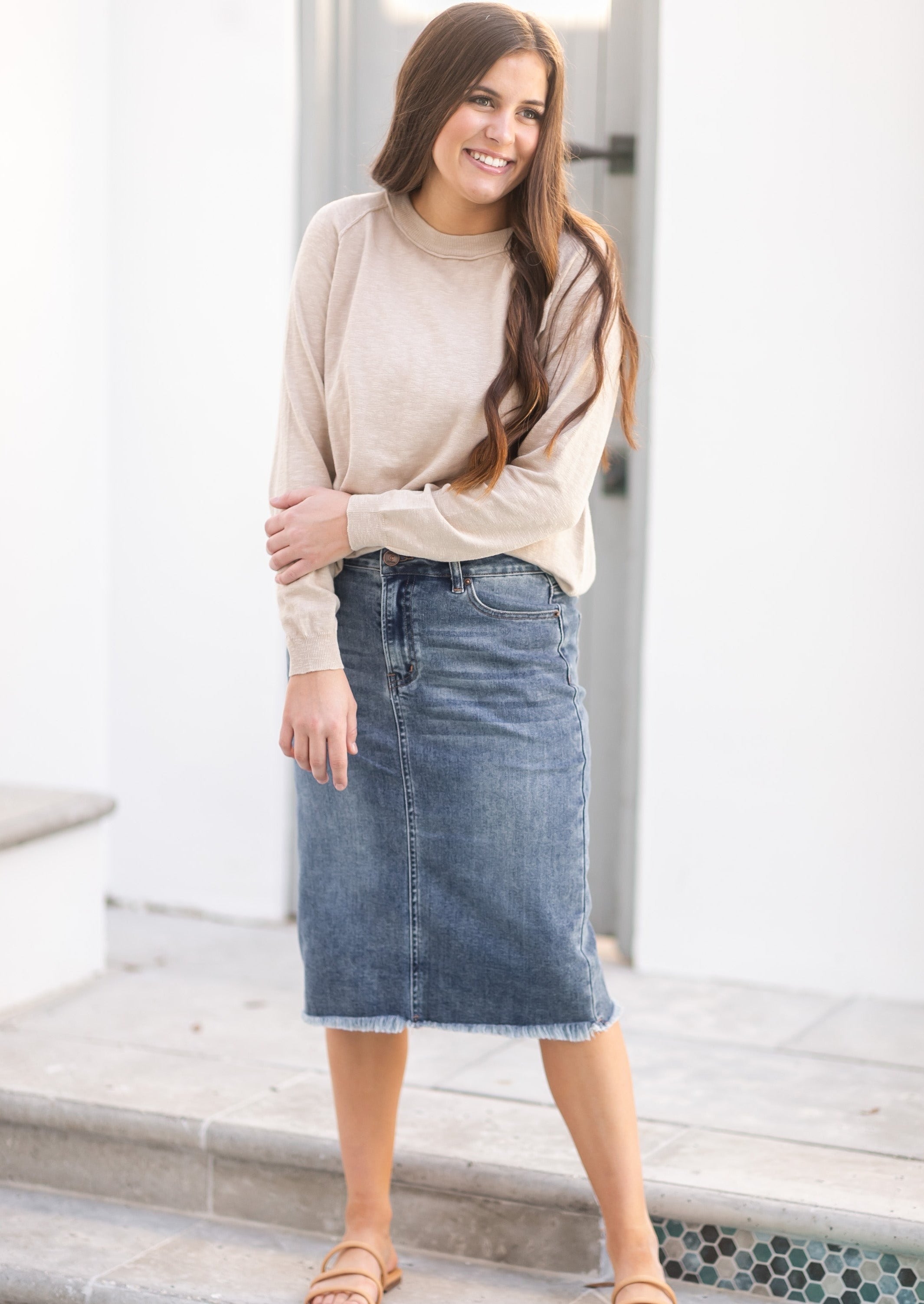 Drew Vintage Wash Raw Hem Midi Denim Skirt – Inherit Co.