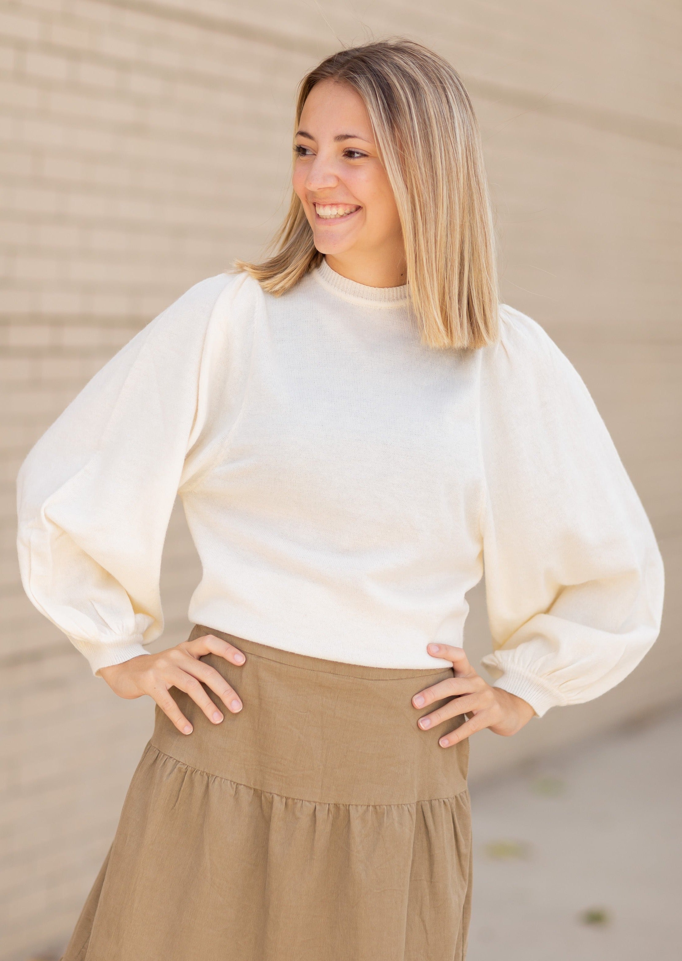 Cream bell outlet sleeve sweater