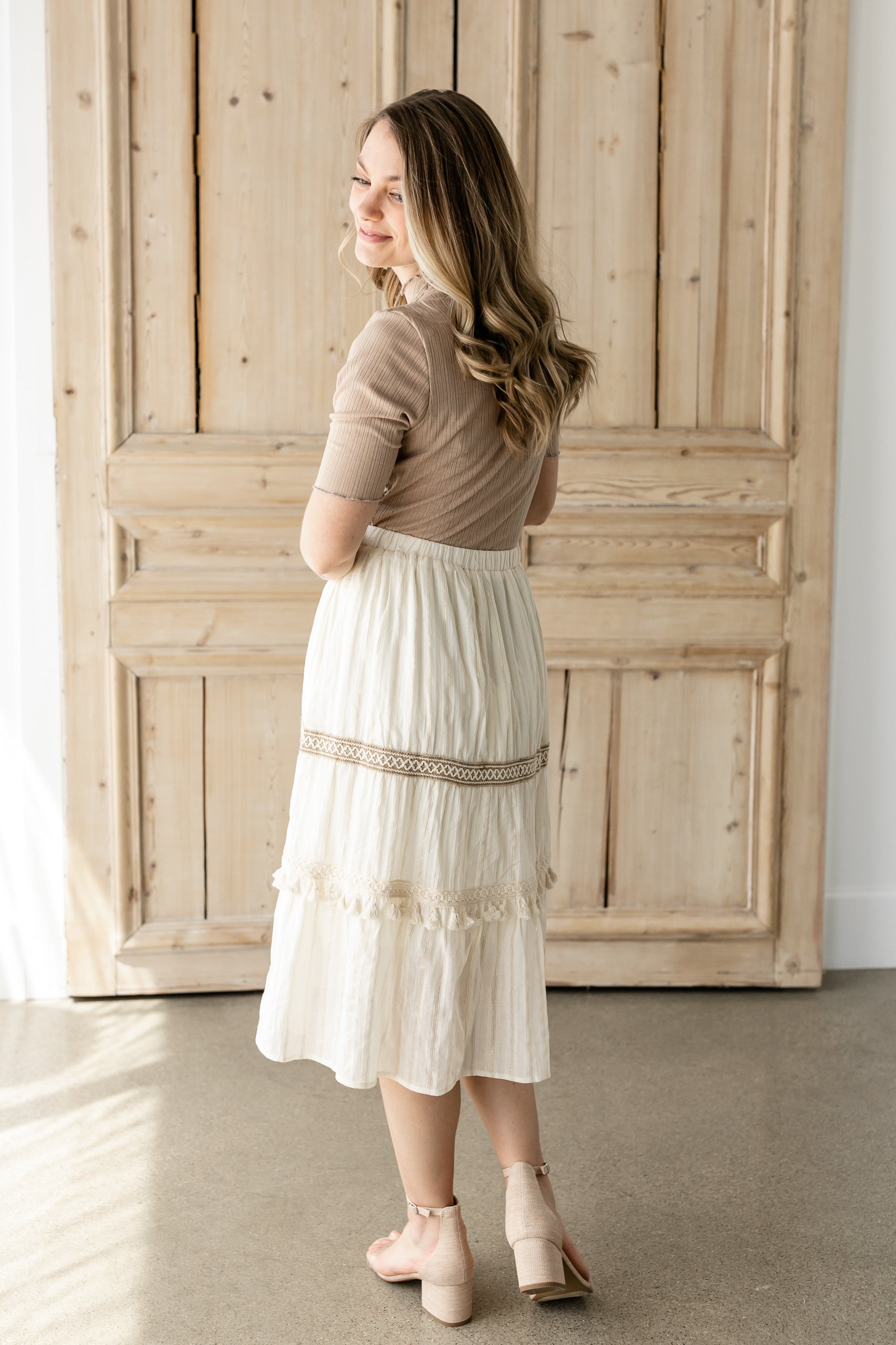 豪奢な MEDI STRATUM LACE SKIRT | forrajeraelizondo.com