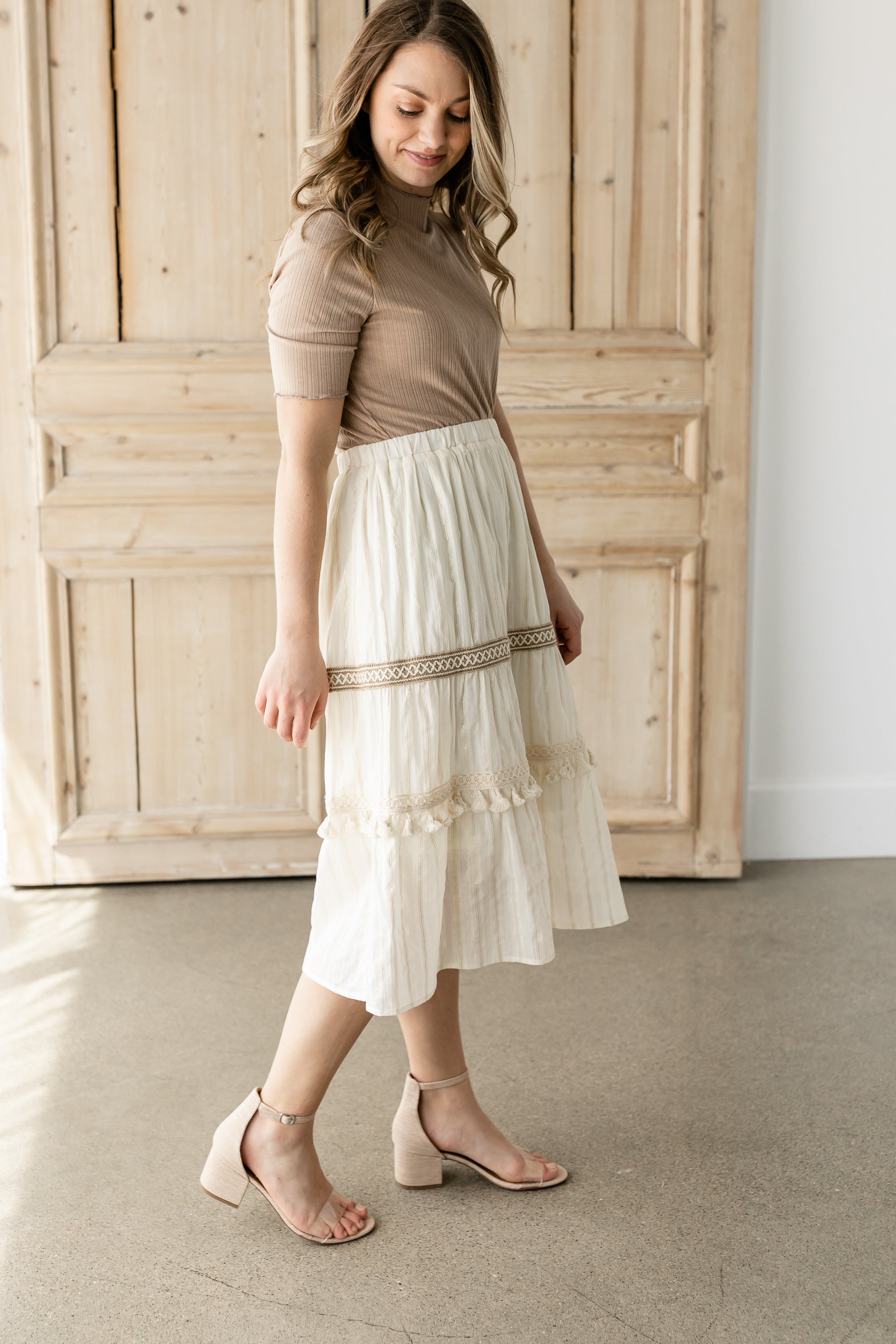 初回限定お試し価格 Herlipto High-rise shell Lace Skirt ecru