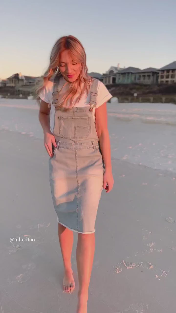 Denim overall skirt on sale outfit