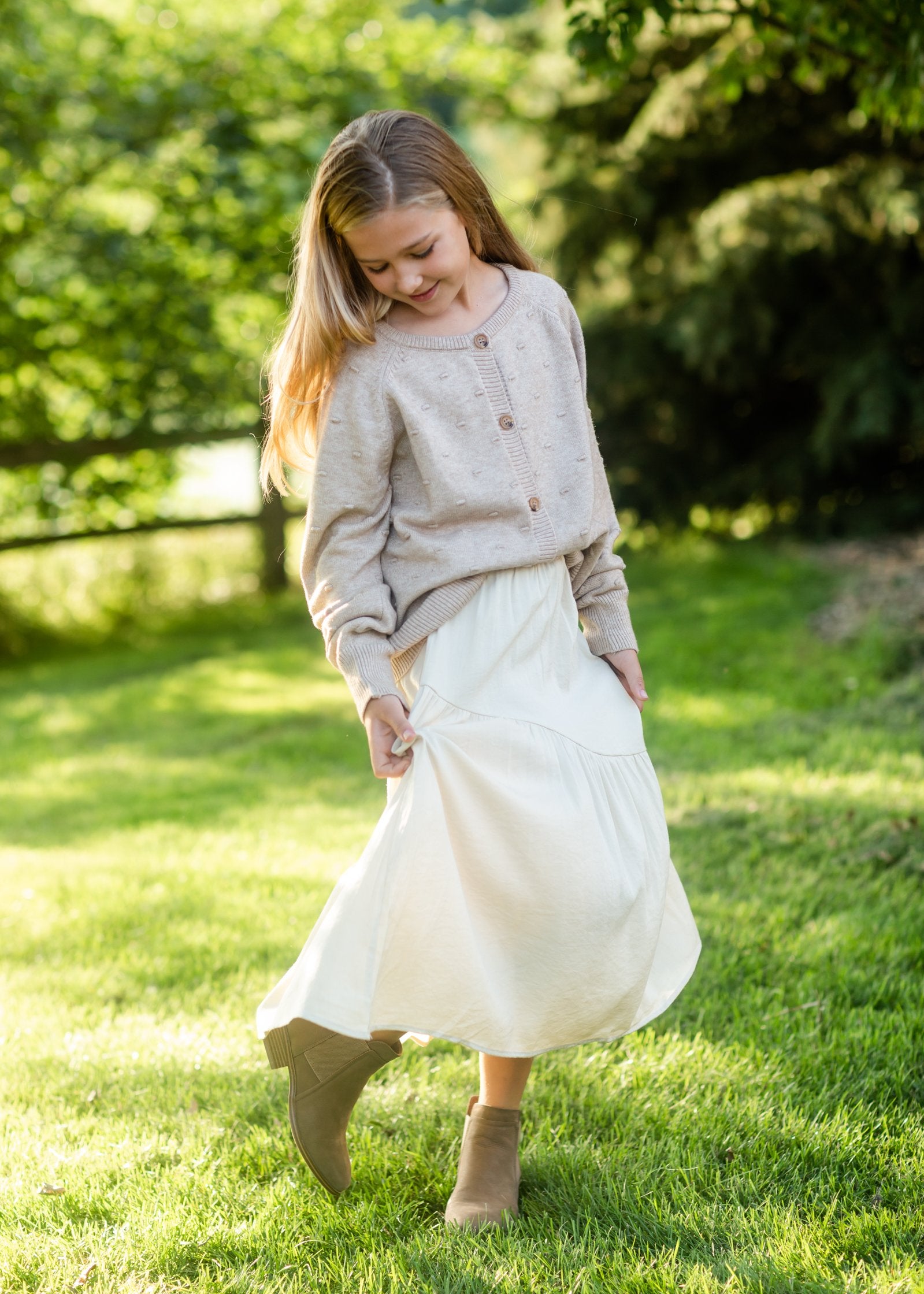 Girls best sale tan skirt