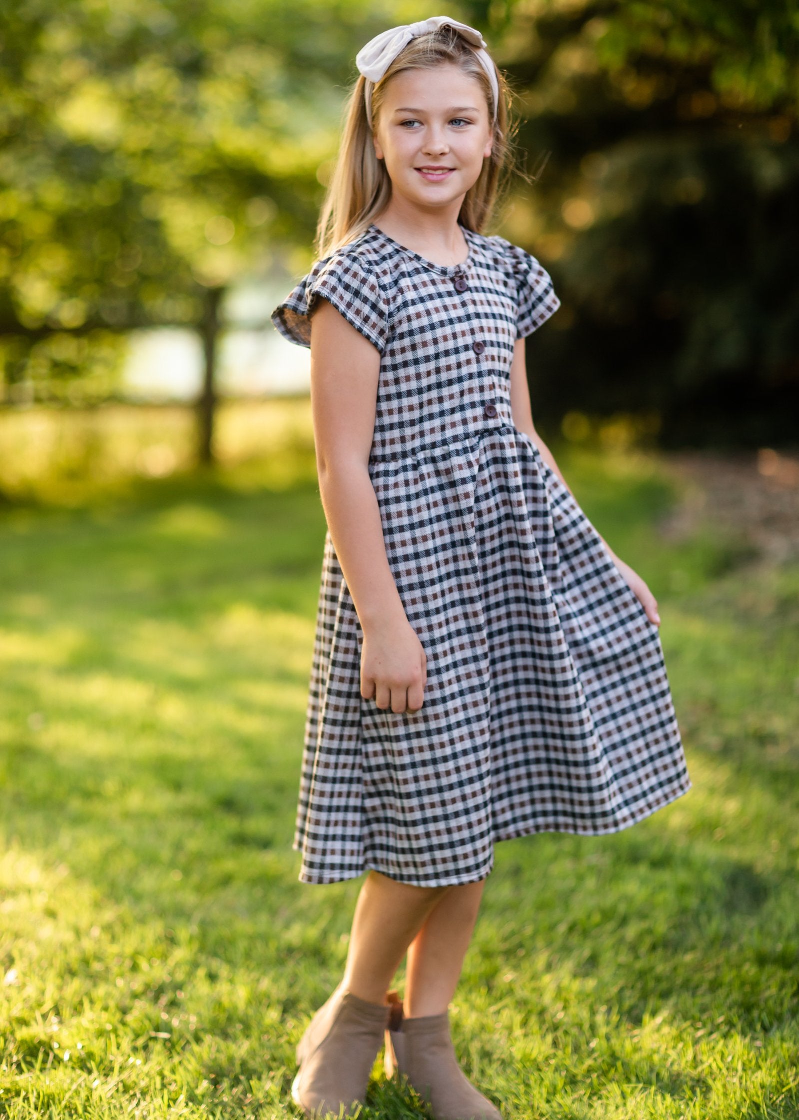 Girls Haven Plaid Wood Button Midi Dress – Inherit Co.