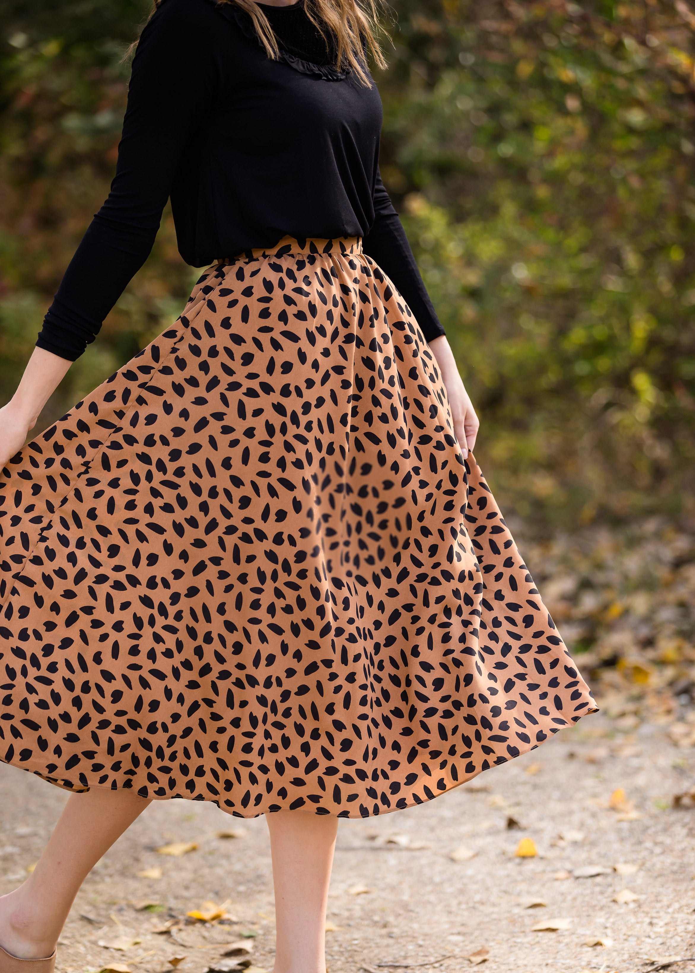 Leopard print midi skirt size 16 hotsell