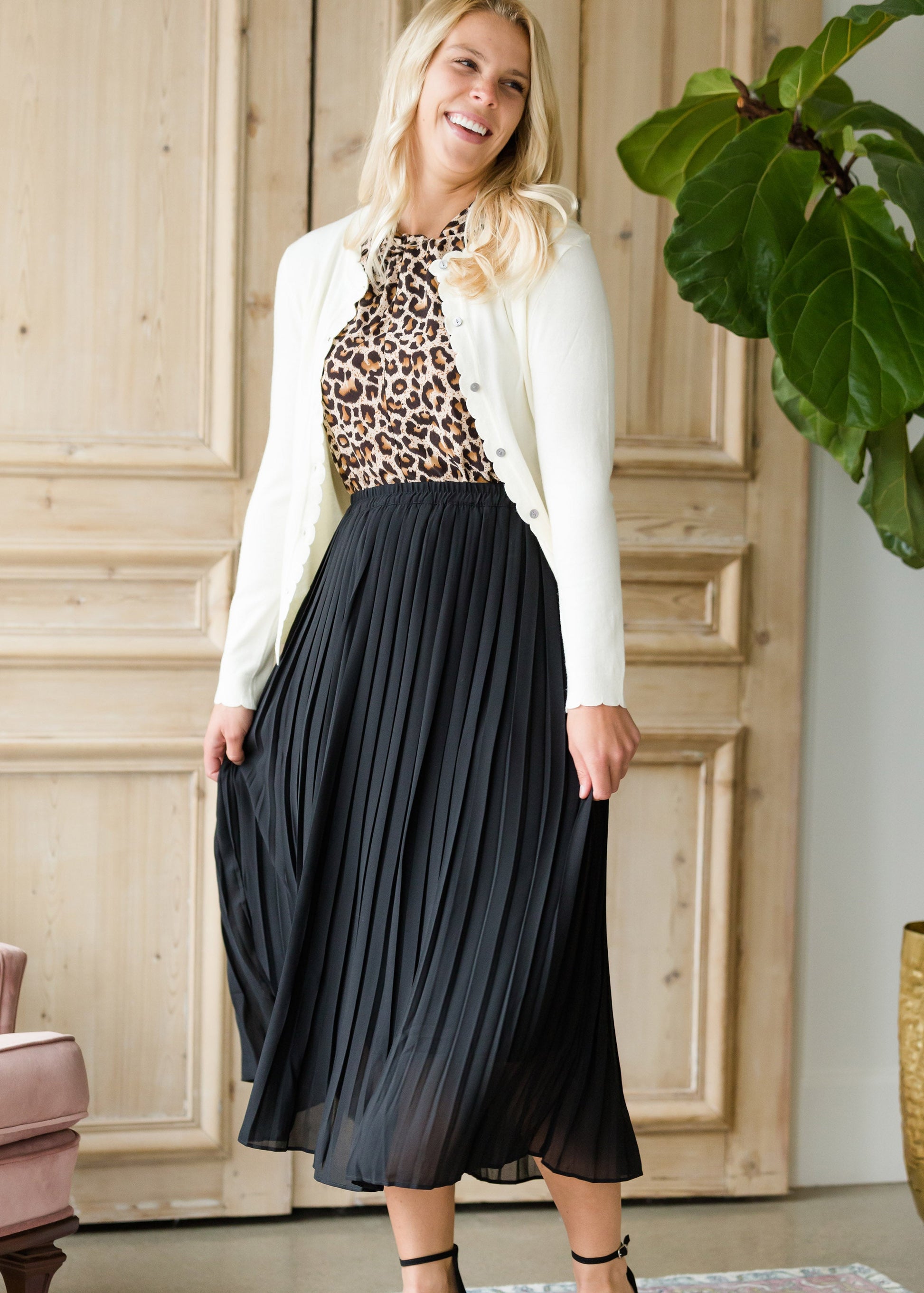 Modest Women's Long Pleated Skirt  Inherit Clothing Company – Inherit Co.