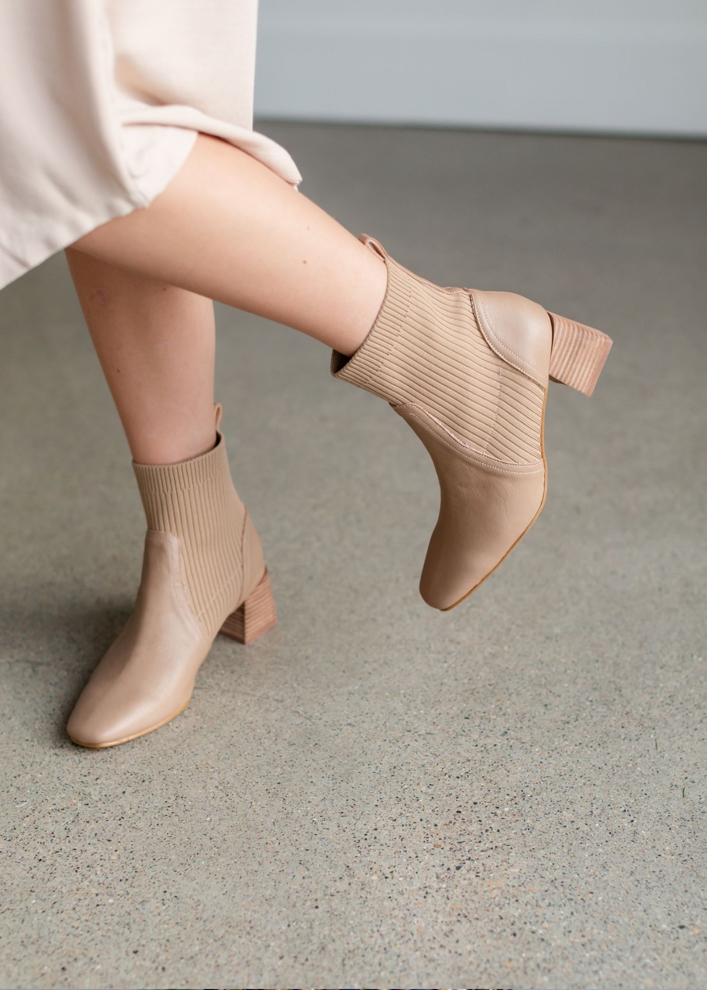 Oasis Society Geraldine Sock Bootie Taupe 6