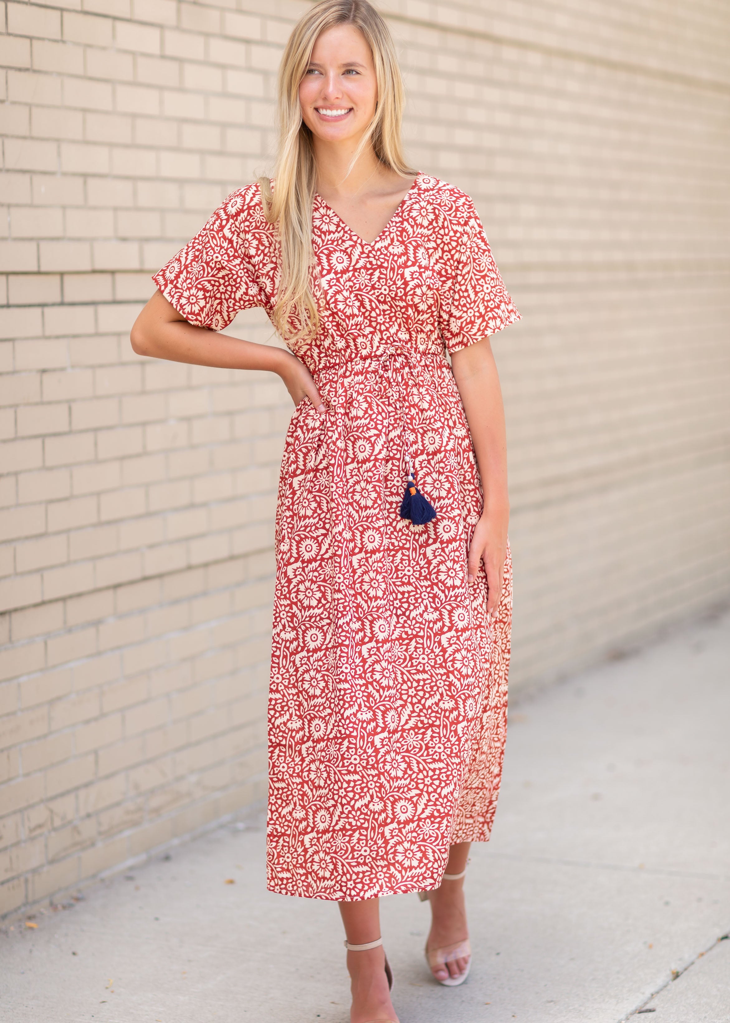 Red maxi dress short on sale sleeve