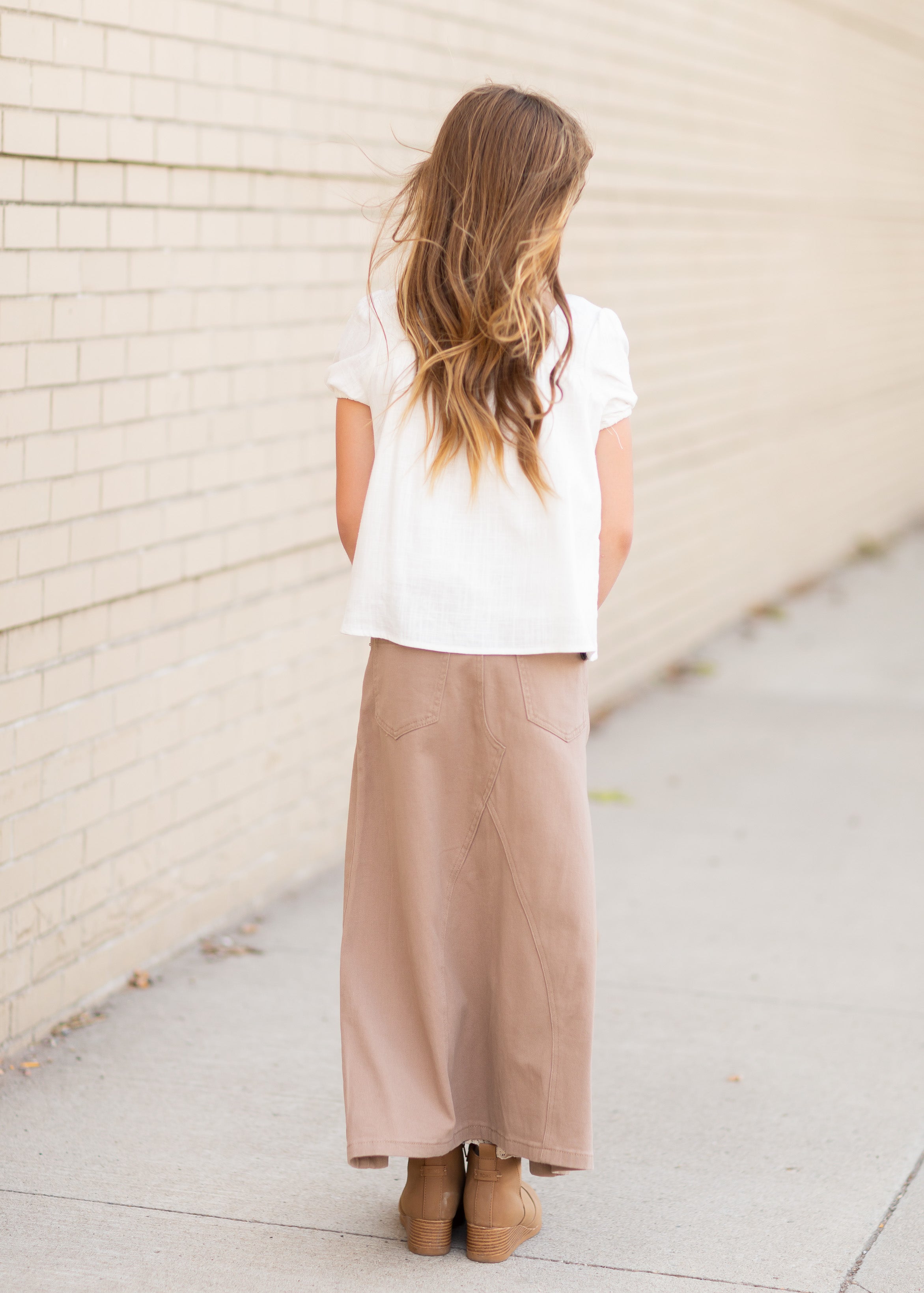 Full khaki clearance skirt with pockets