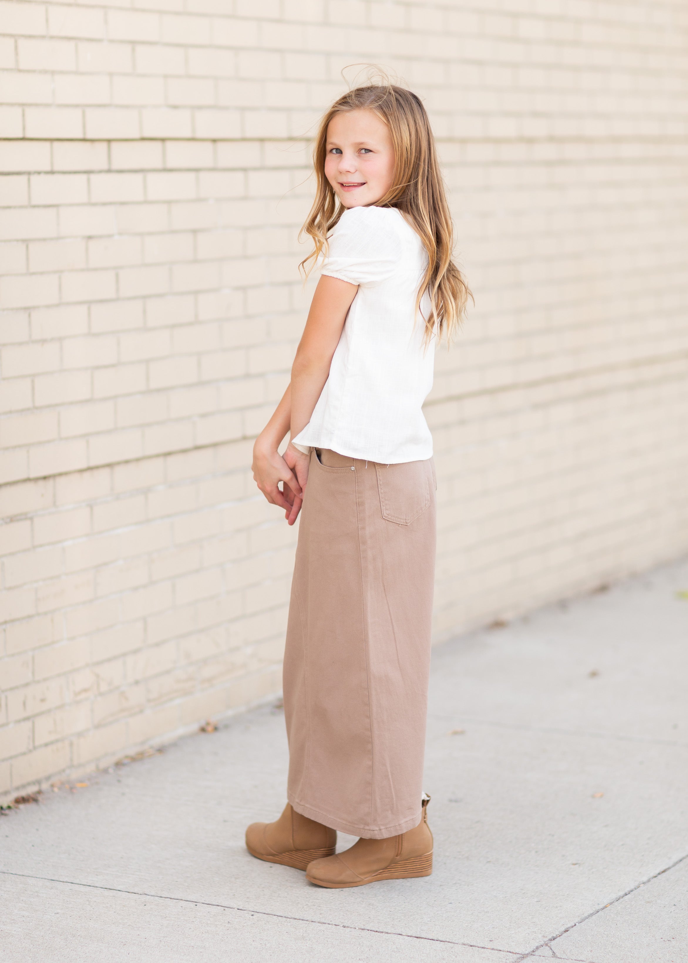 Khaki skirt lands clearance end