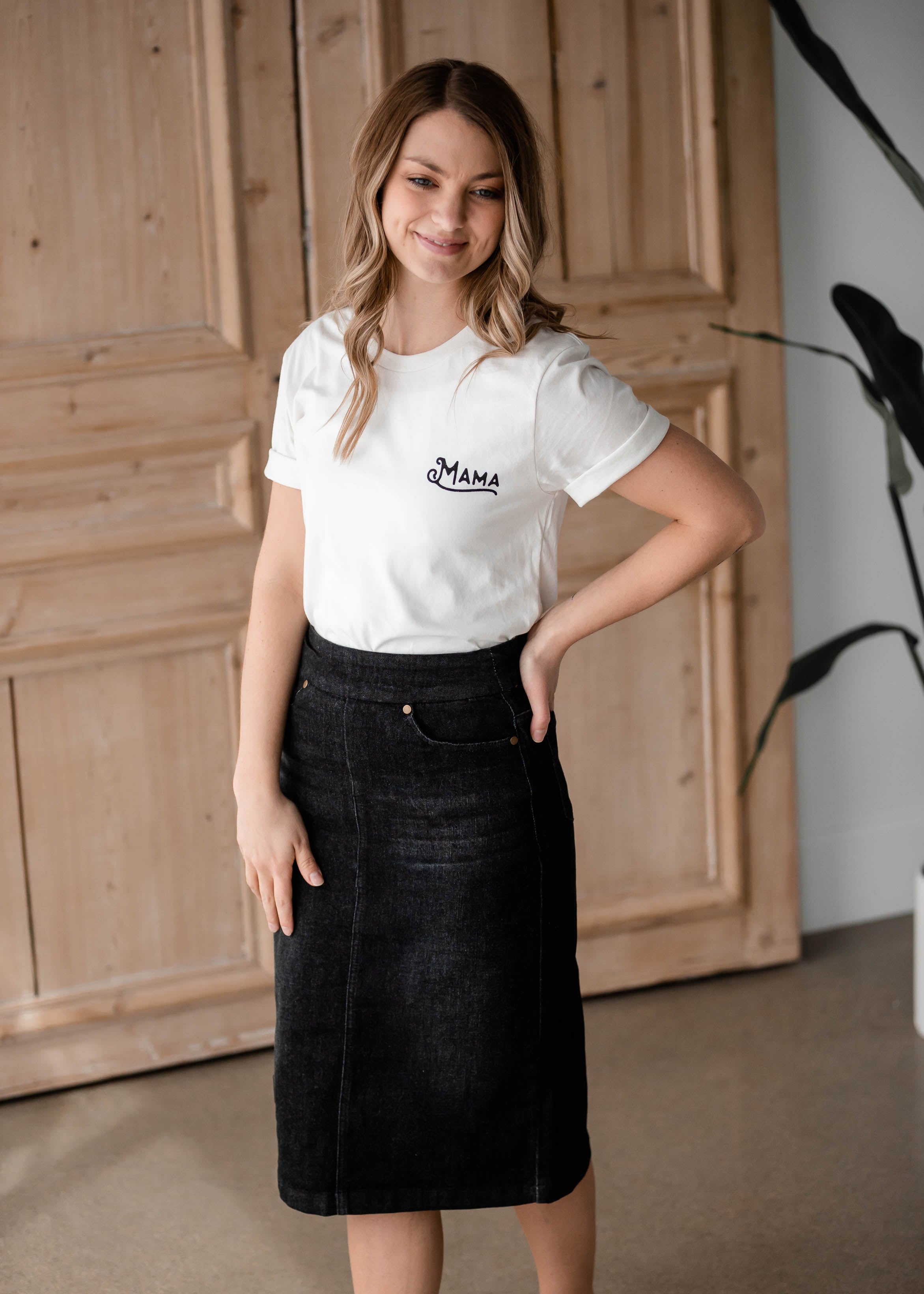 Stretch Denim Midi Skirt with Split in Black – Frangipani Living